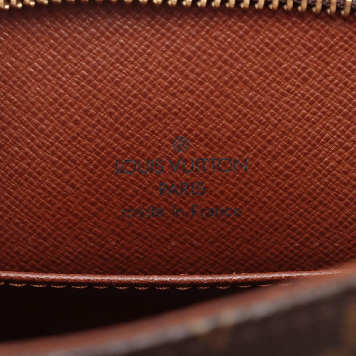 Louis Vuitton - Sac à bandoulière Drouot avec monogramme en vente 4