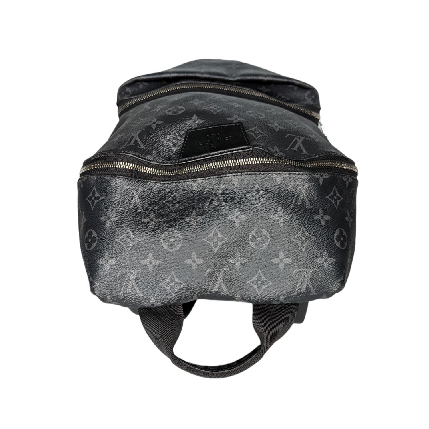 Louis Vuitton Monogram Eclipse Apollo Backpack In Excellent Condition In Scottsdale, AZ