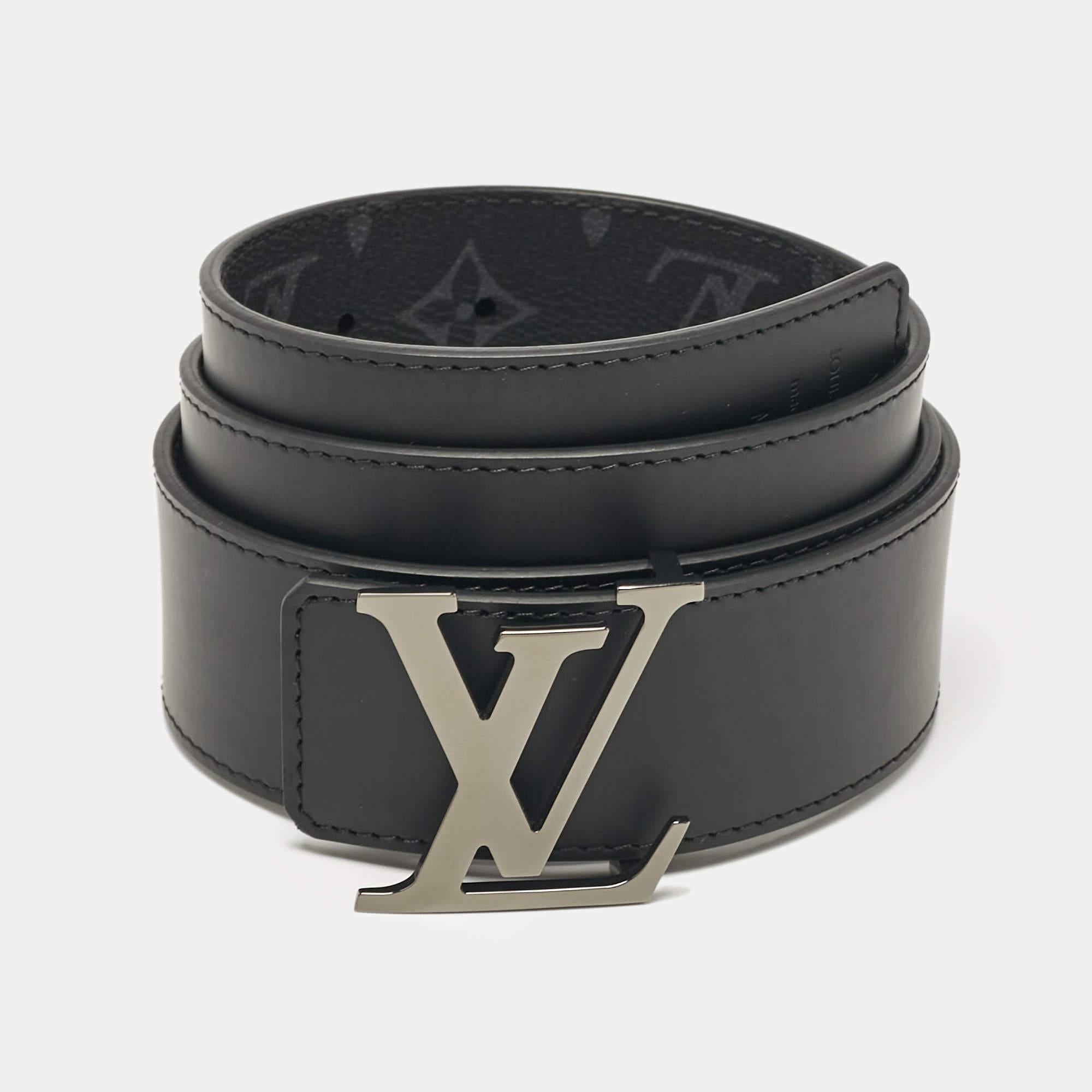 A classic add on to your collection of belts is this designer piece. Cut to a convenient length the belt has a smooth finish and a sturdy built. It will continually complement your style.