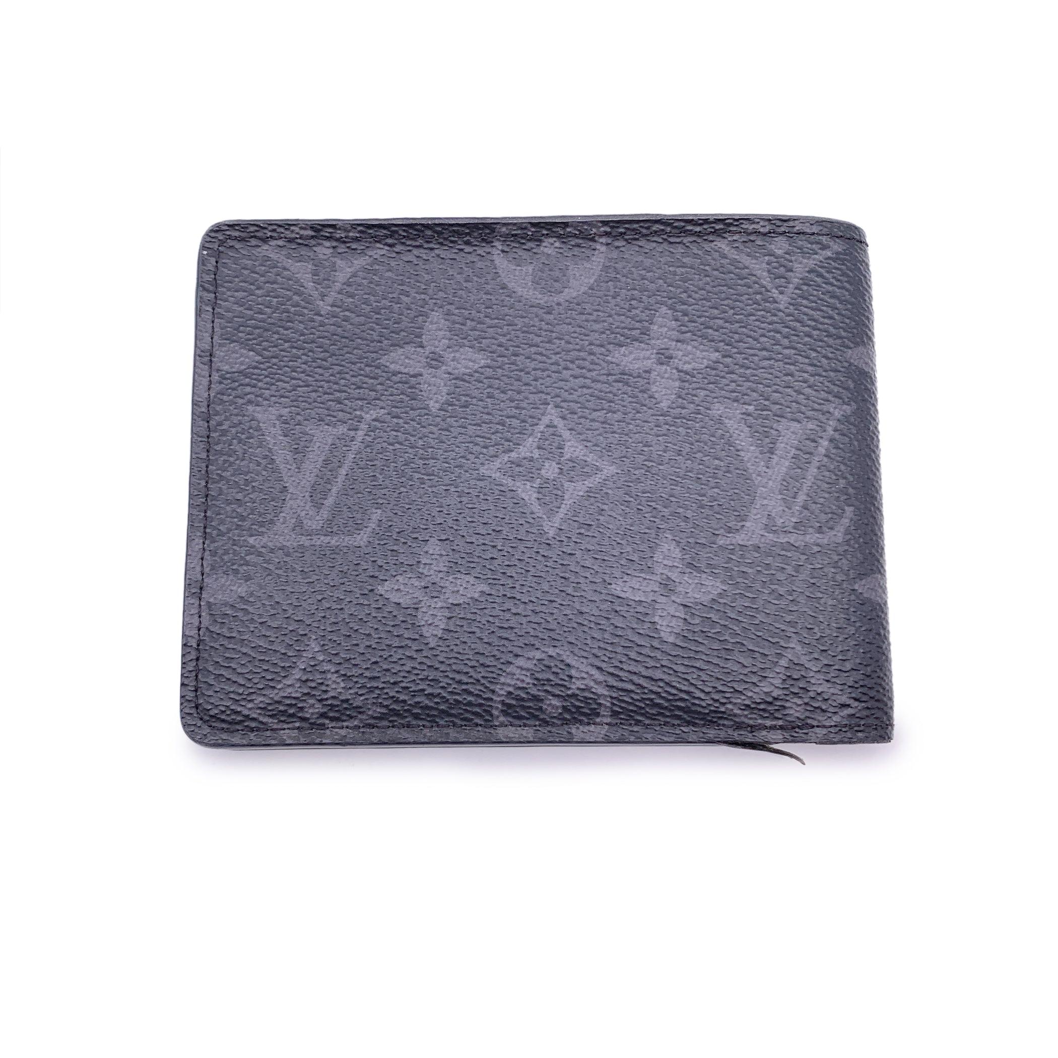 Louis Vuitton Monogram Eclipse Canvas Multiple Bifold Wallet In Good Condition In Rome, Rome