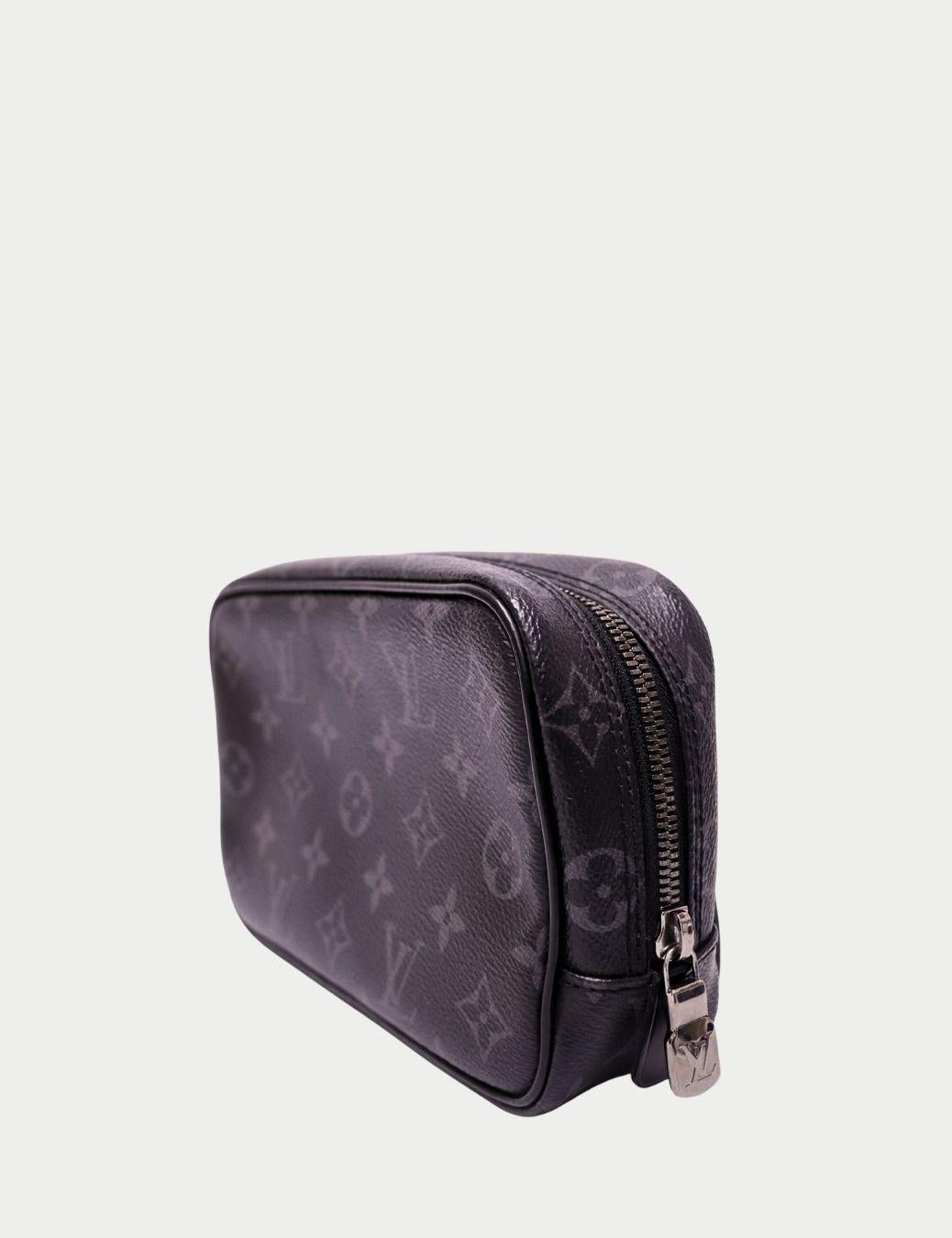Louis Vuitton Monogram Eclipse Segeltuchtasche Herren im Angebot
