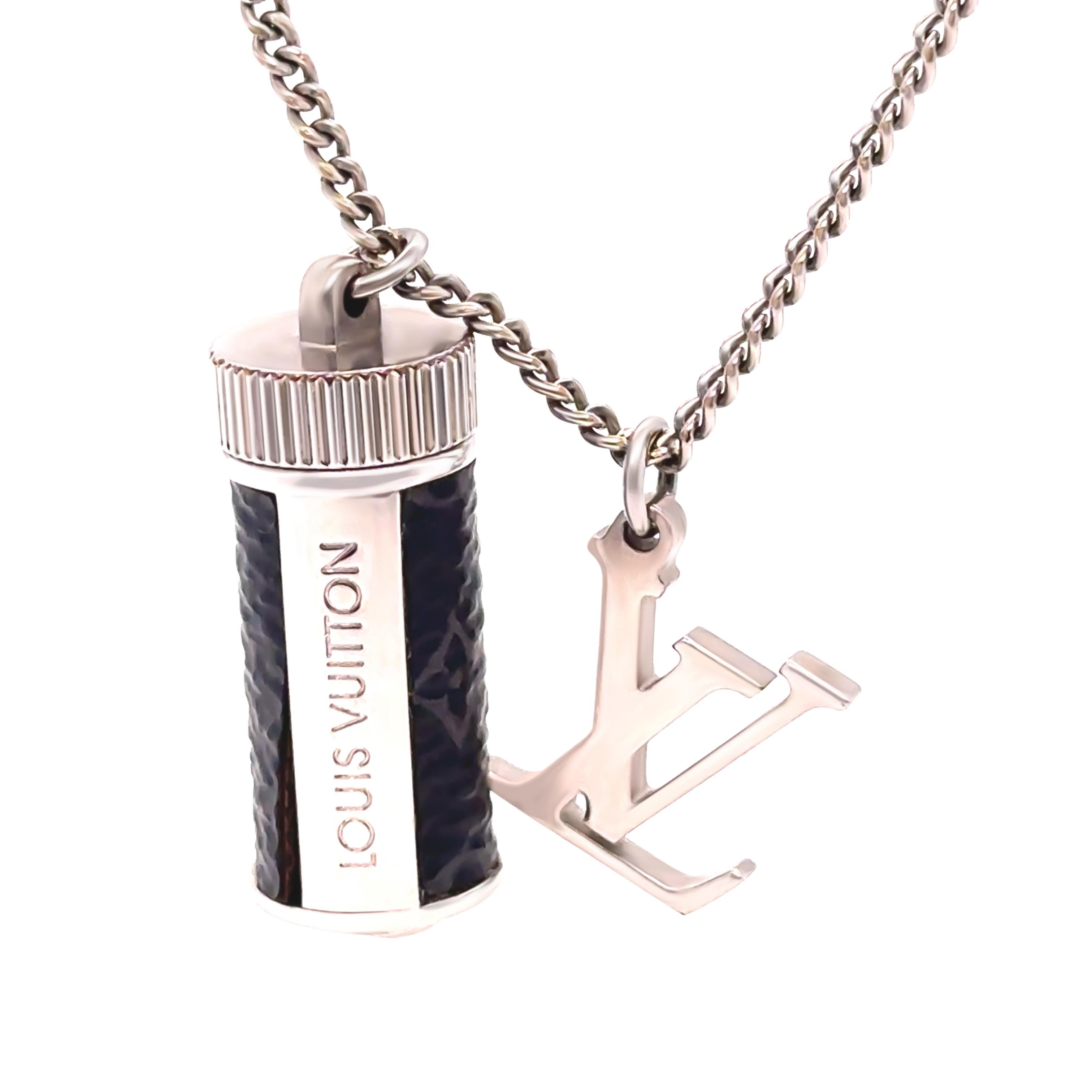 This Louis Vuitton Eclipse Charms Necklace is crafted in silver-tone brass hardware, featuring an array of LV’s signature monogram charms. The modern, streetwear-inspired design blends bold character with luxury styling, making it a standout piece