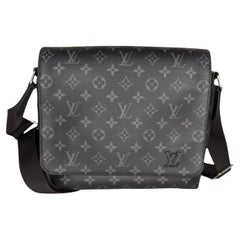 LOUIS VUITTON Shoulder Bag M44000 District PM Monogram Eclipse Black m –