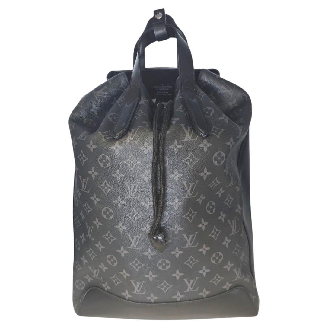 Louis Vuitton Monogram Eclipse Explorer Backpack in vendita
