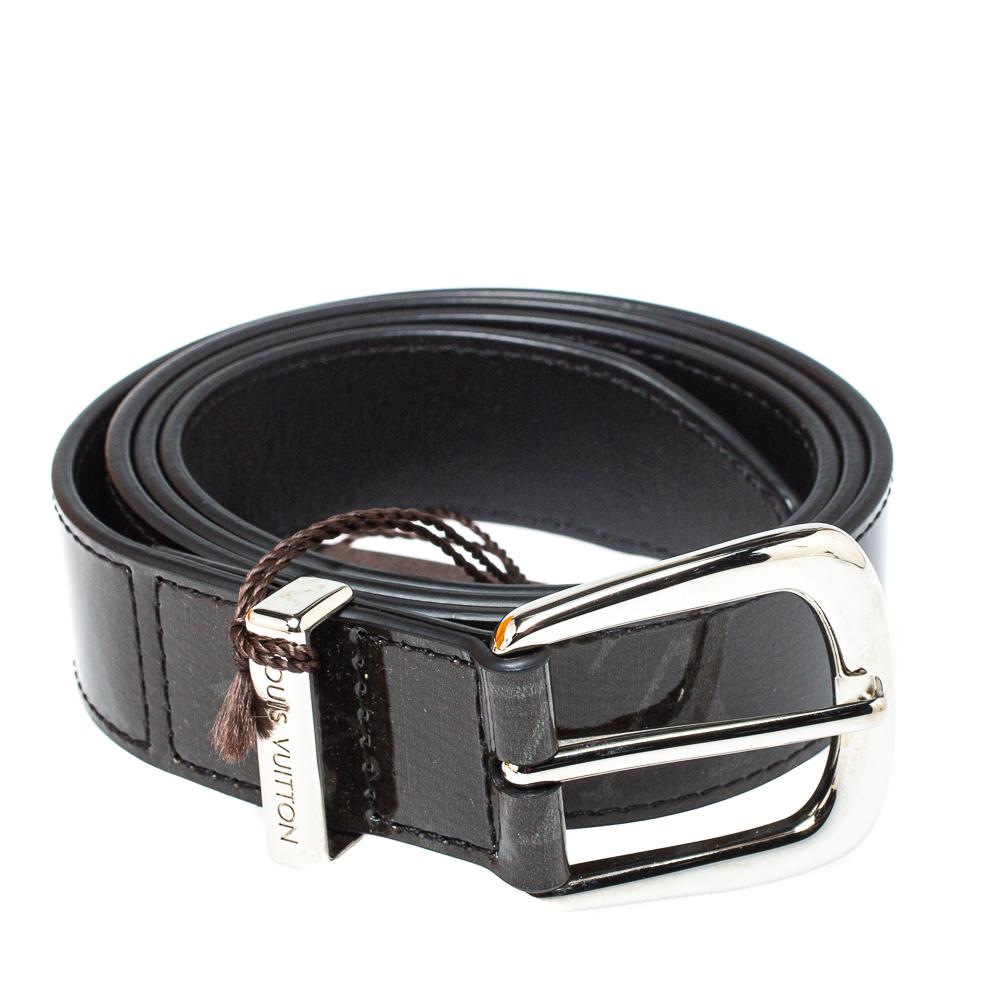 Presenting a pin buckle and loop in silver-tone metal to contrast with the Monogram Eclipse Glaze leather strap, Louis Vuitton's Ouest belt is to suit all your refined looks. High in durability and appeal, this belt is a fine element of