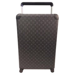 Louis Vuitton Monogram Eclipse Horizon 70 Suitcase