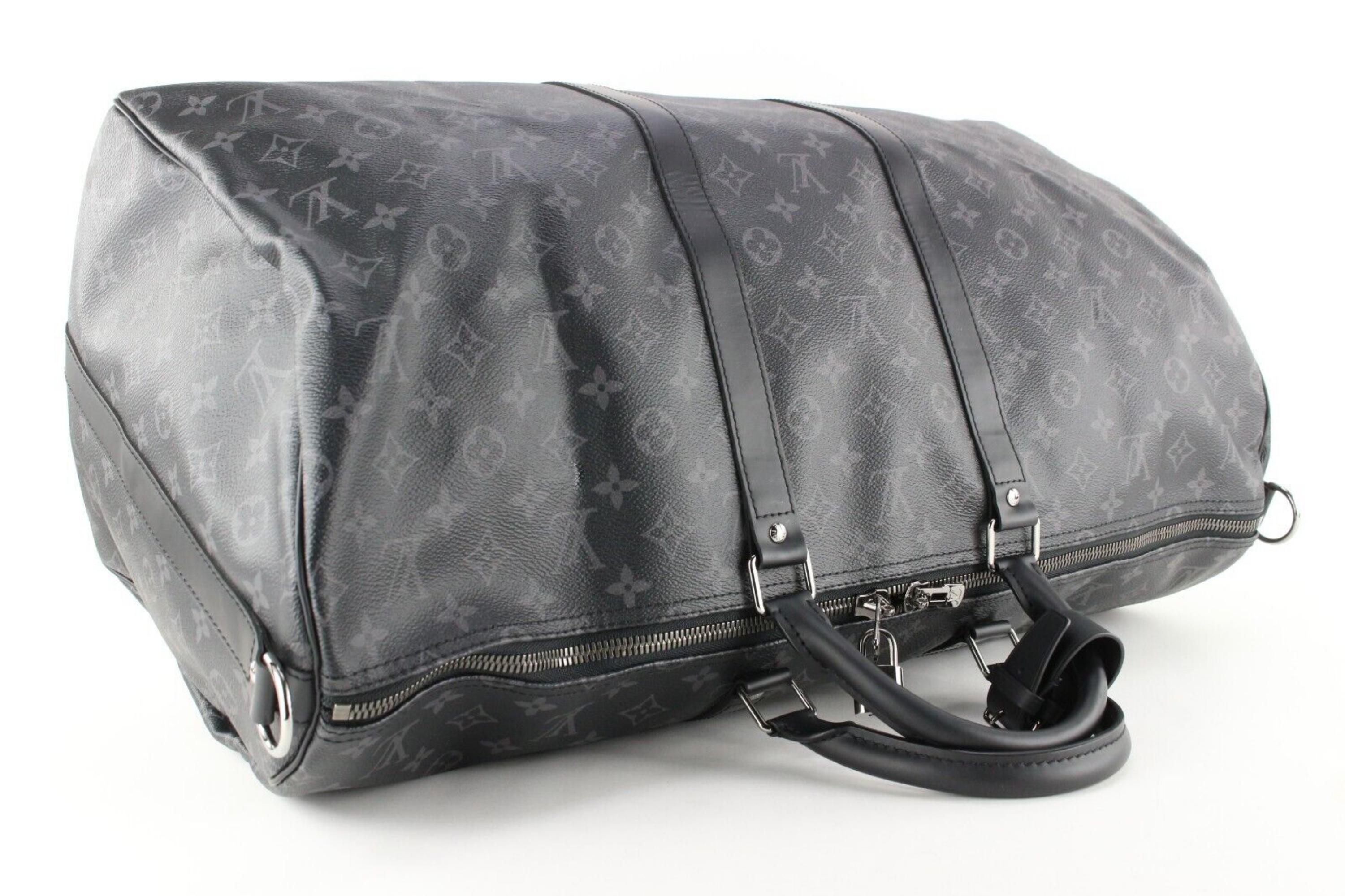 Louis Vuitton Monogram Eclipse Keepall Bandouliere 55 with Strap 1LVJ1227 For Sale 4