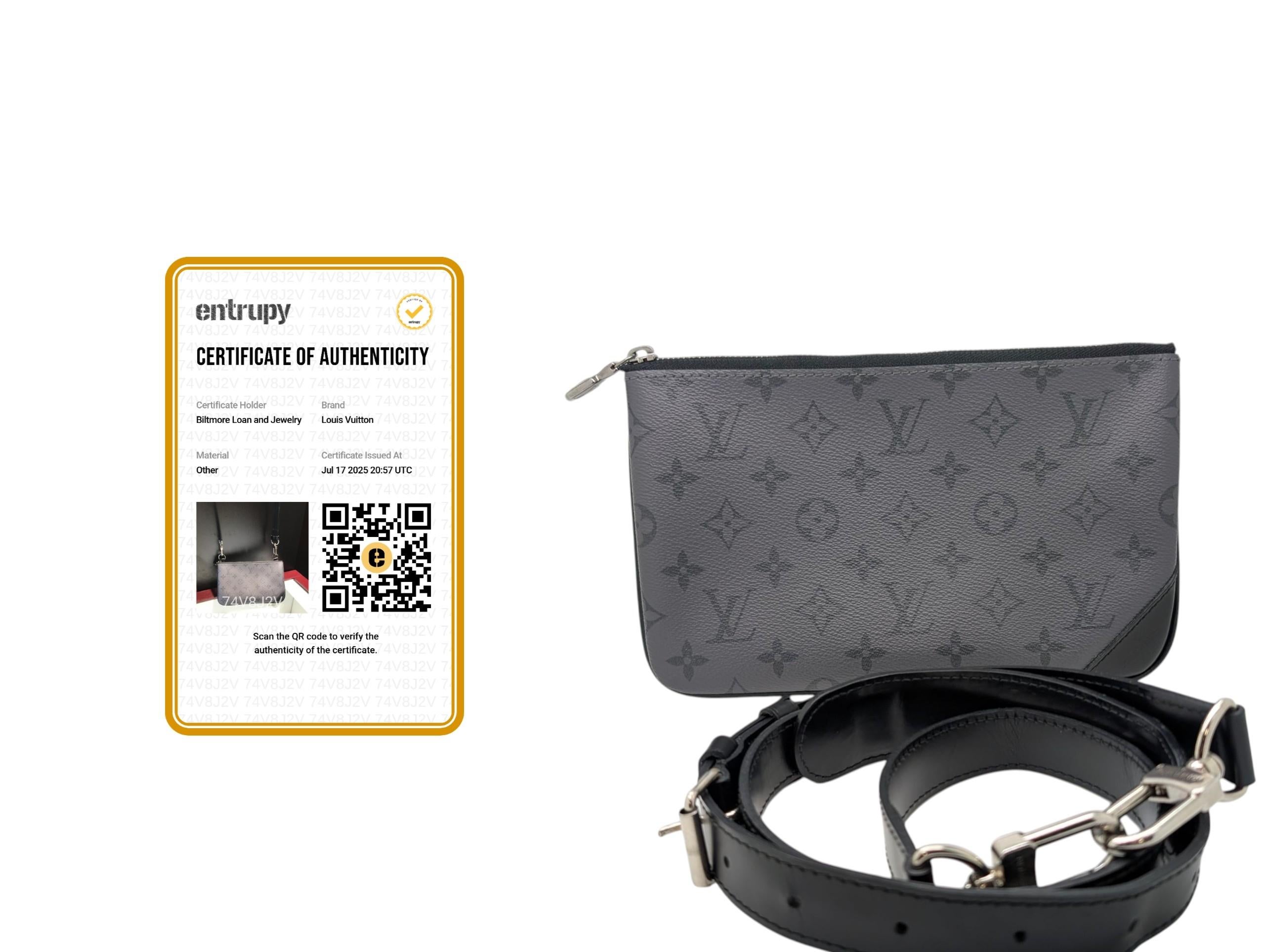 Louis Vuitton Monogram Eclipse Reverse Trio Zipped Pouch Crossbody in vendita 2