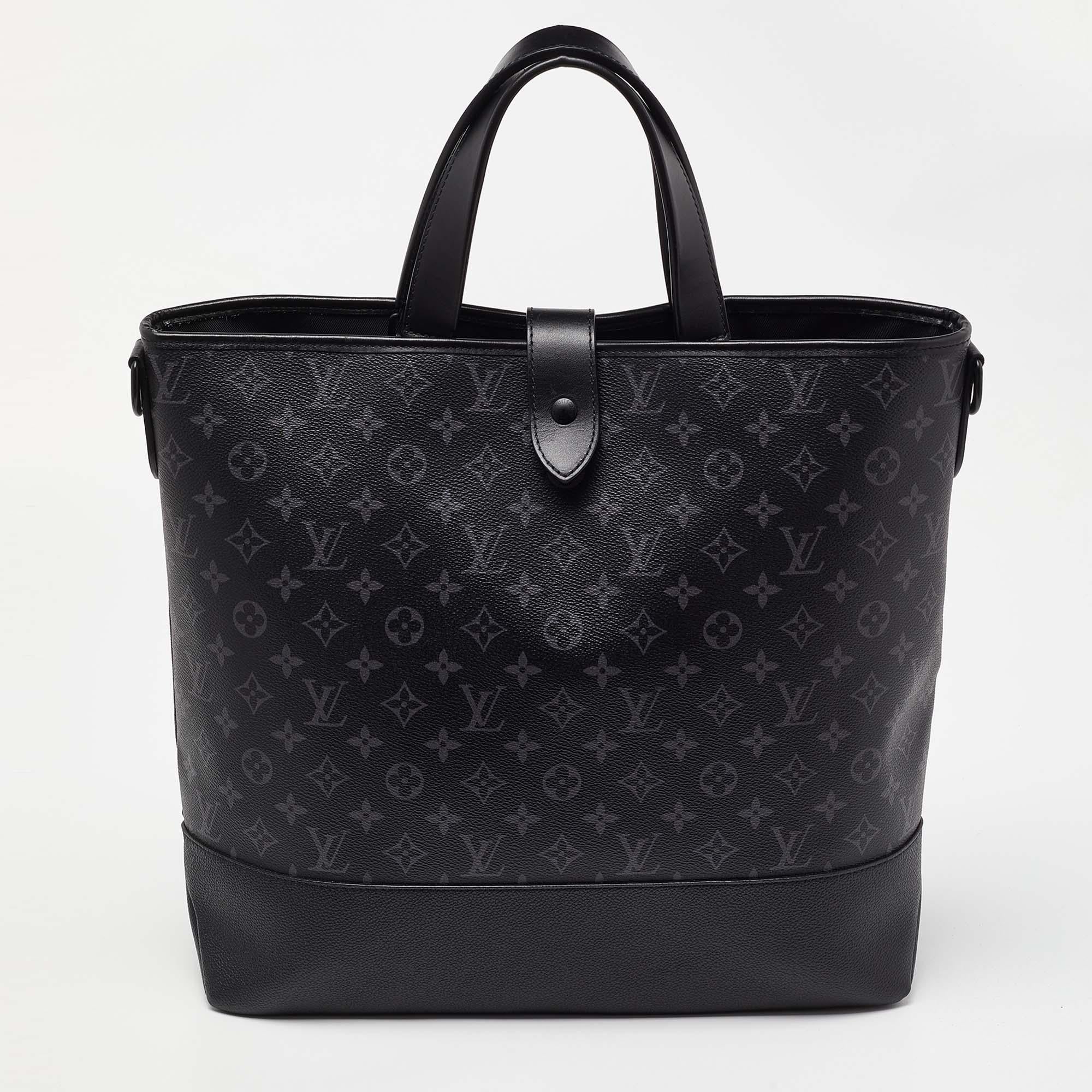 Sac cabas Eclipse Saumur avec monogramme Louis Vuitton Excellent état - En vente à Dubai, Al Qouz 2