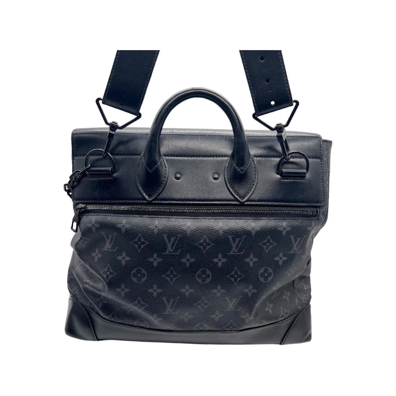 We are offering this authentic Louis Vuitton Monogram PM. Made in France, this bag is made with a combination of black leather and the classic LV monogram pattern. It comes with a removeable black leather shoulder strap and matte black hardware. It