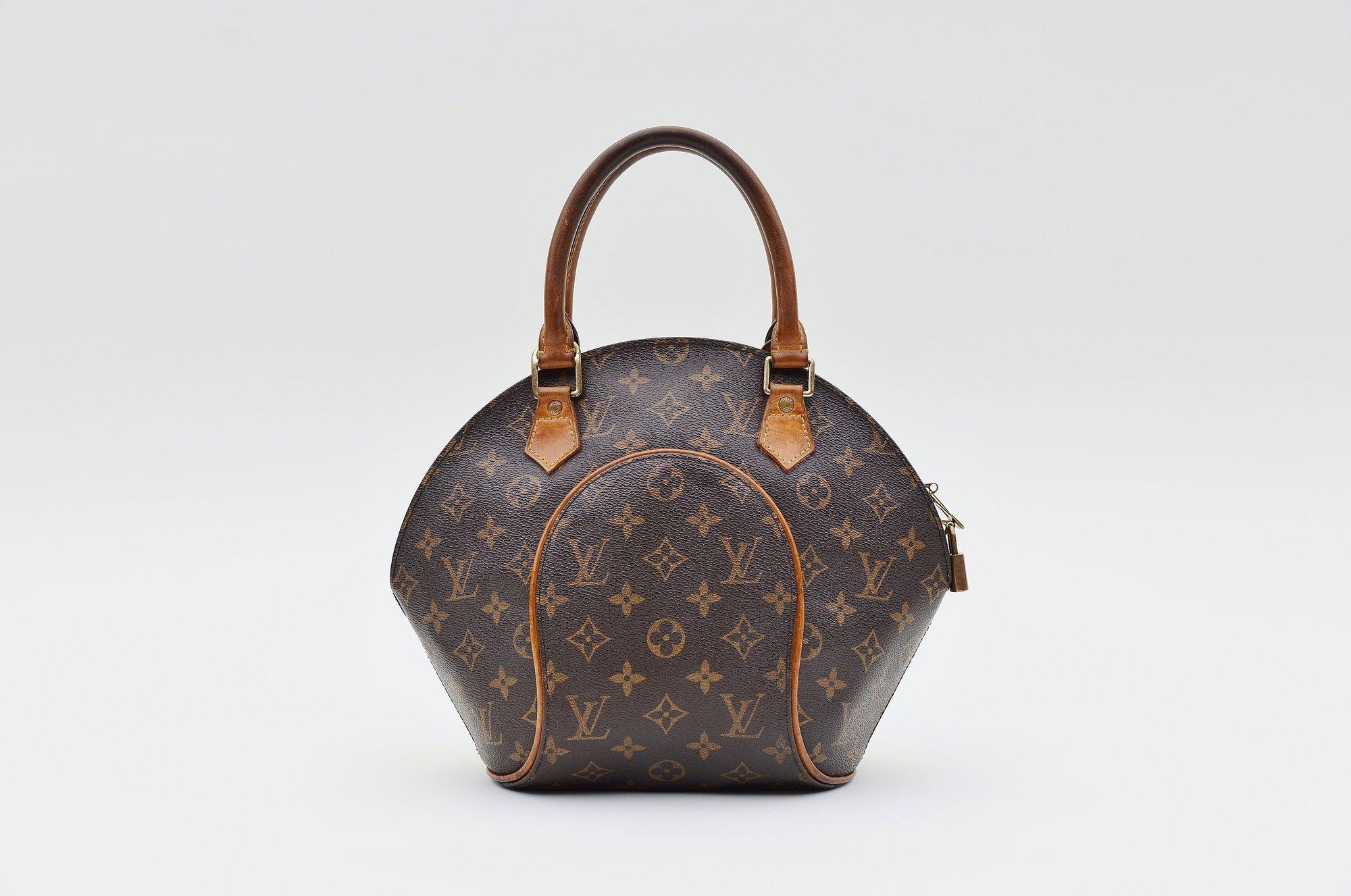 Louis Vuitton Monogram PM 1stDibs louis vuitton ellipse pm, louis vuitton monogram ellipse bag, louis vuitton ellipse bag real fake