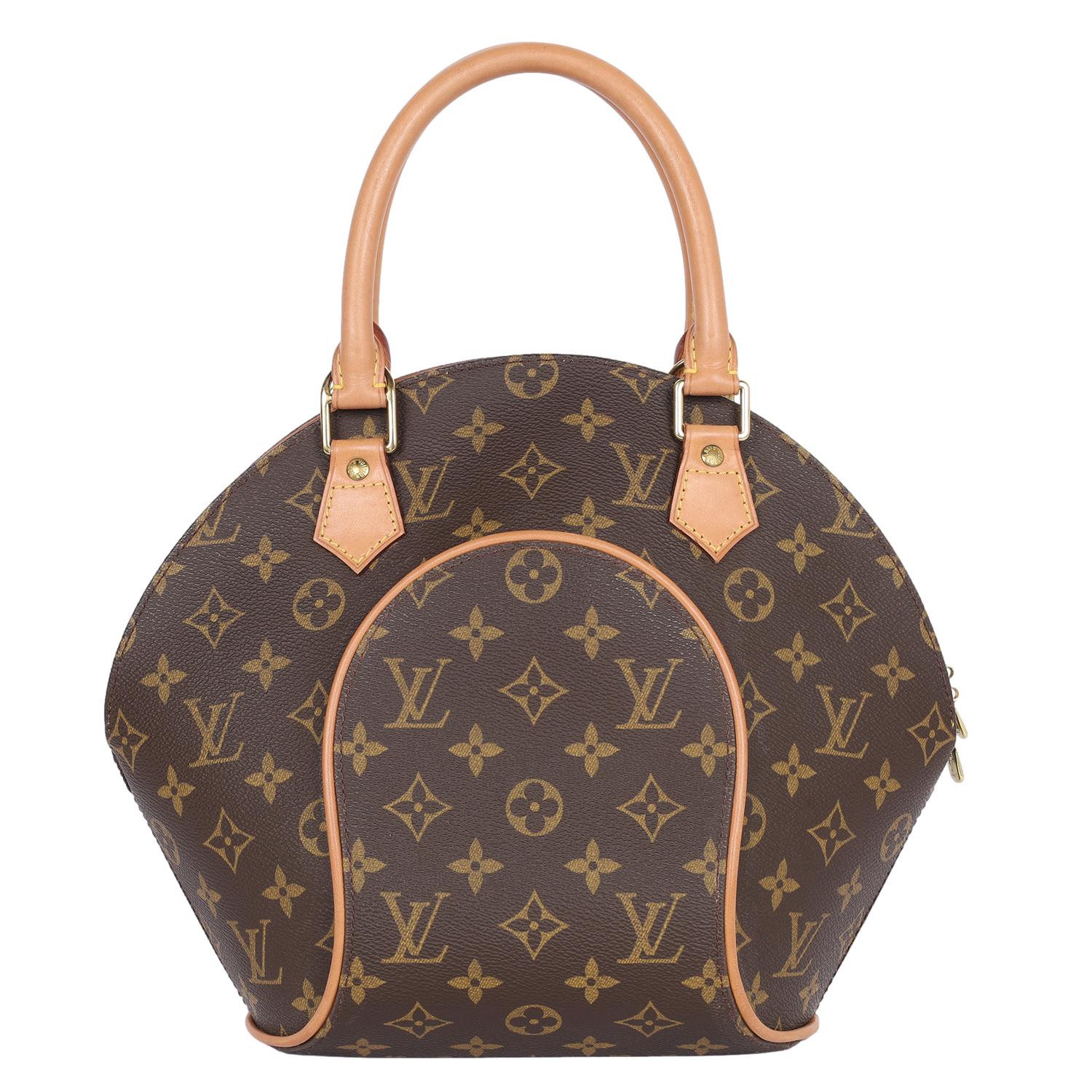 Autentica borsa Louis Vuitton Monogram Ellipse PM. Tela Monogram con accenti in pelle, manici in pelle arrotolati, chiusura a doppia cerniera, finiture dorate, fodera interna in tessuto marrone con tasca per il trasporto.

Codice data di