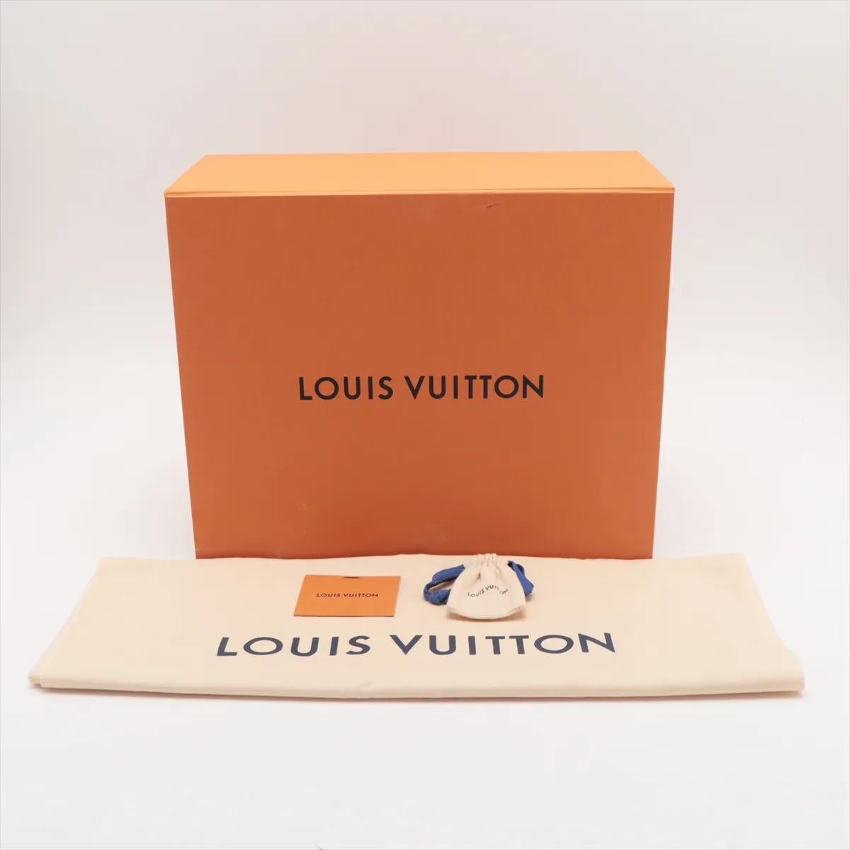 *Louis Vuitton Monogram Empreinte Grand Palais MM Noir 15