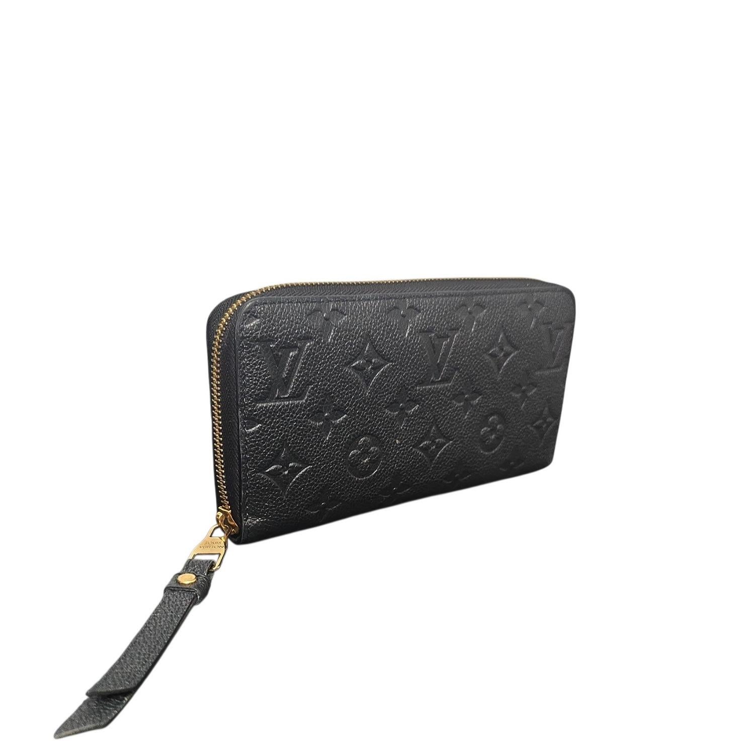 Nero Portafoglio Louis Vuitton Monogram Empreinte in pelle Zippy in vendita