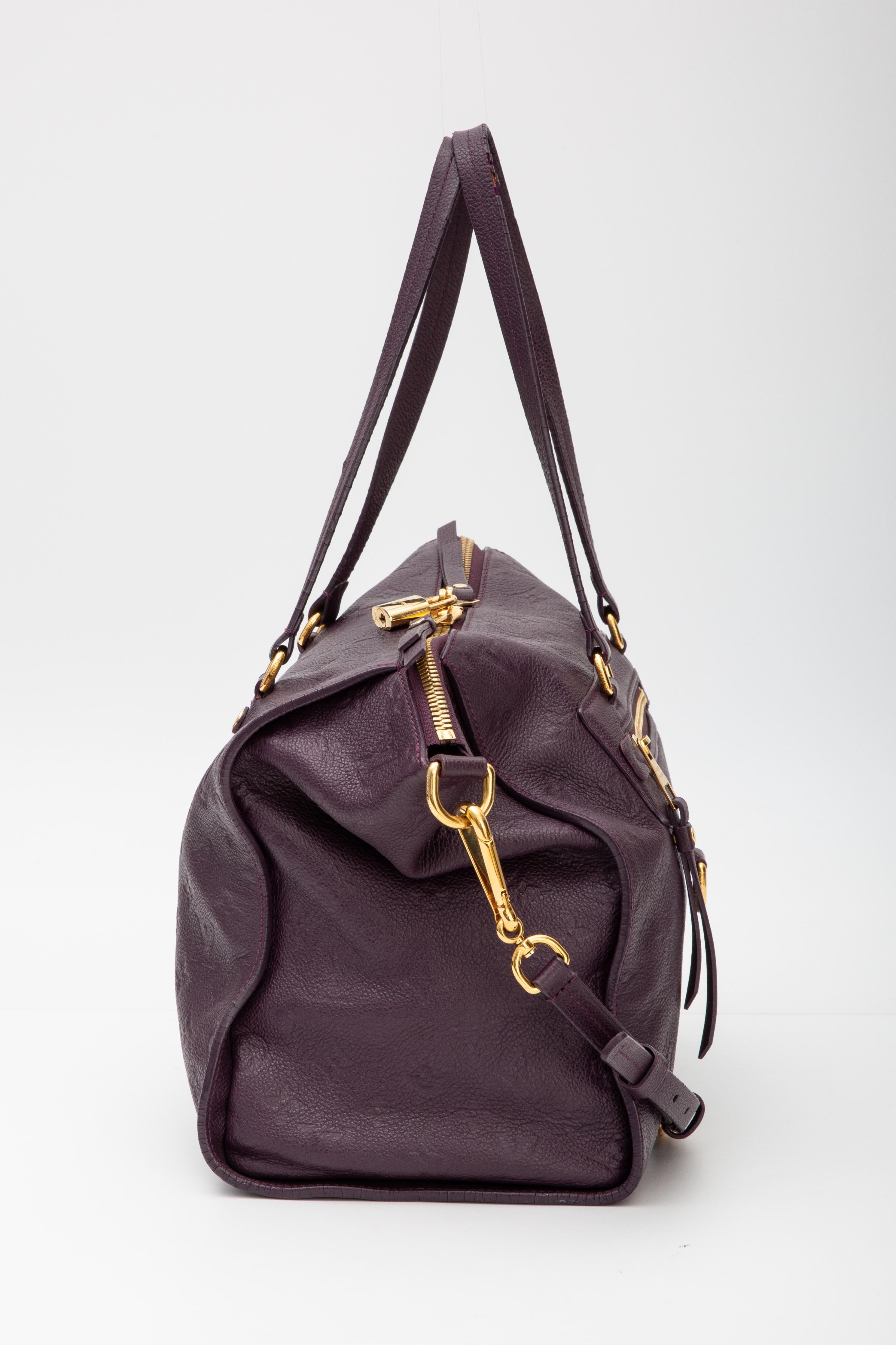 Noir Sac fourre-tout violet Empreinte Lumineuse à monogramme Louis Vuitton (2011) en vente