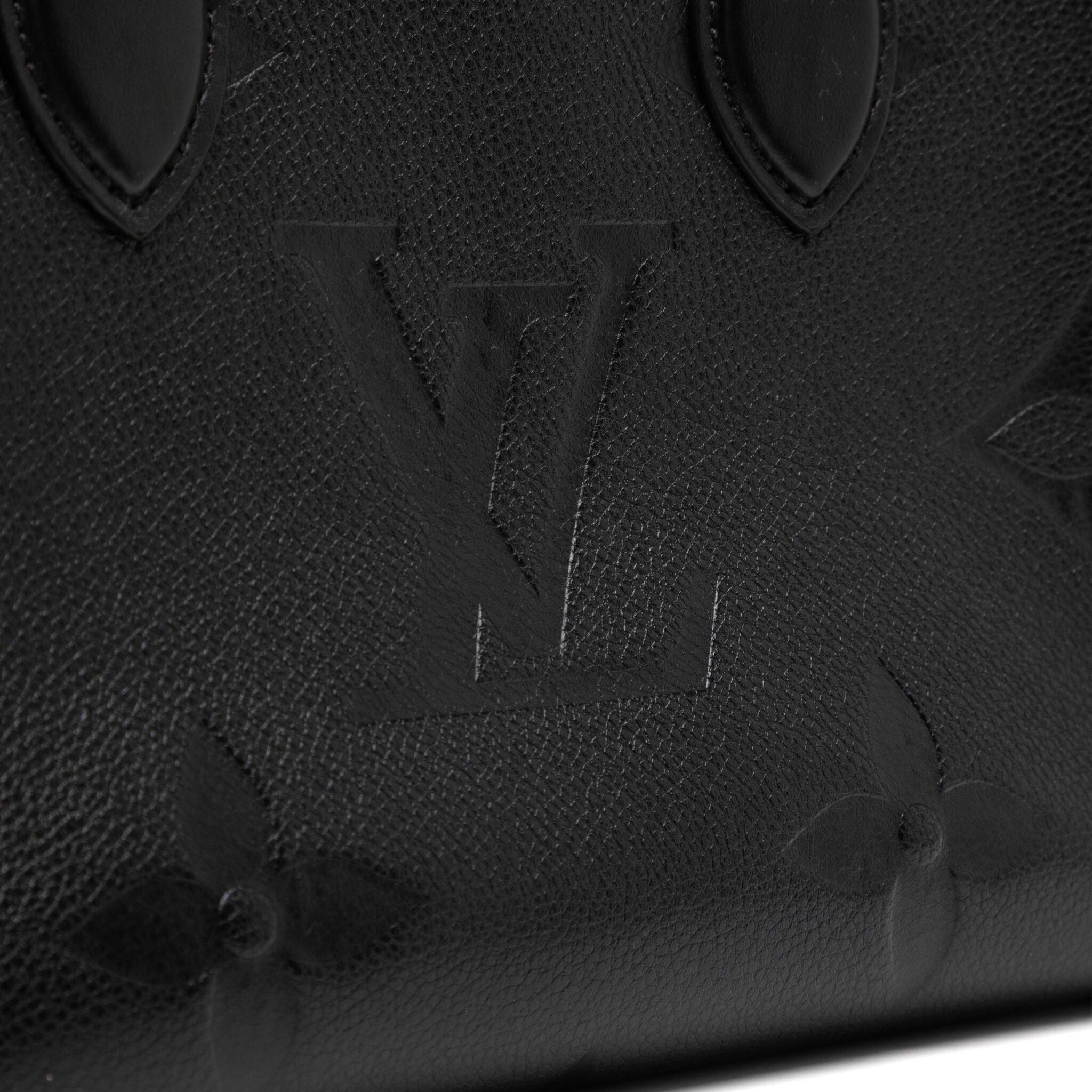 Louis Vuitton Monogram Empreinte OnTheGo Tote Bag In Excellent Condition In London, GB