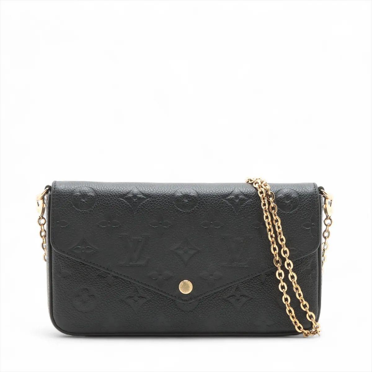 La Pochette Félicie Monogram Empreinte de Louis Vuitton en negro es un accesorio elegante que combina funcionalidad con un estilo refinado. Este versátil bolso, confeccionado en suave piel Empreinte con el Monograma grabado en relieve, incorpora