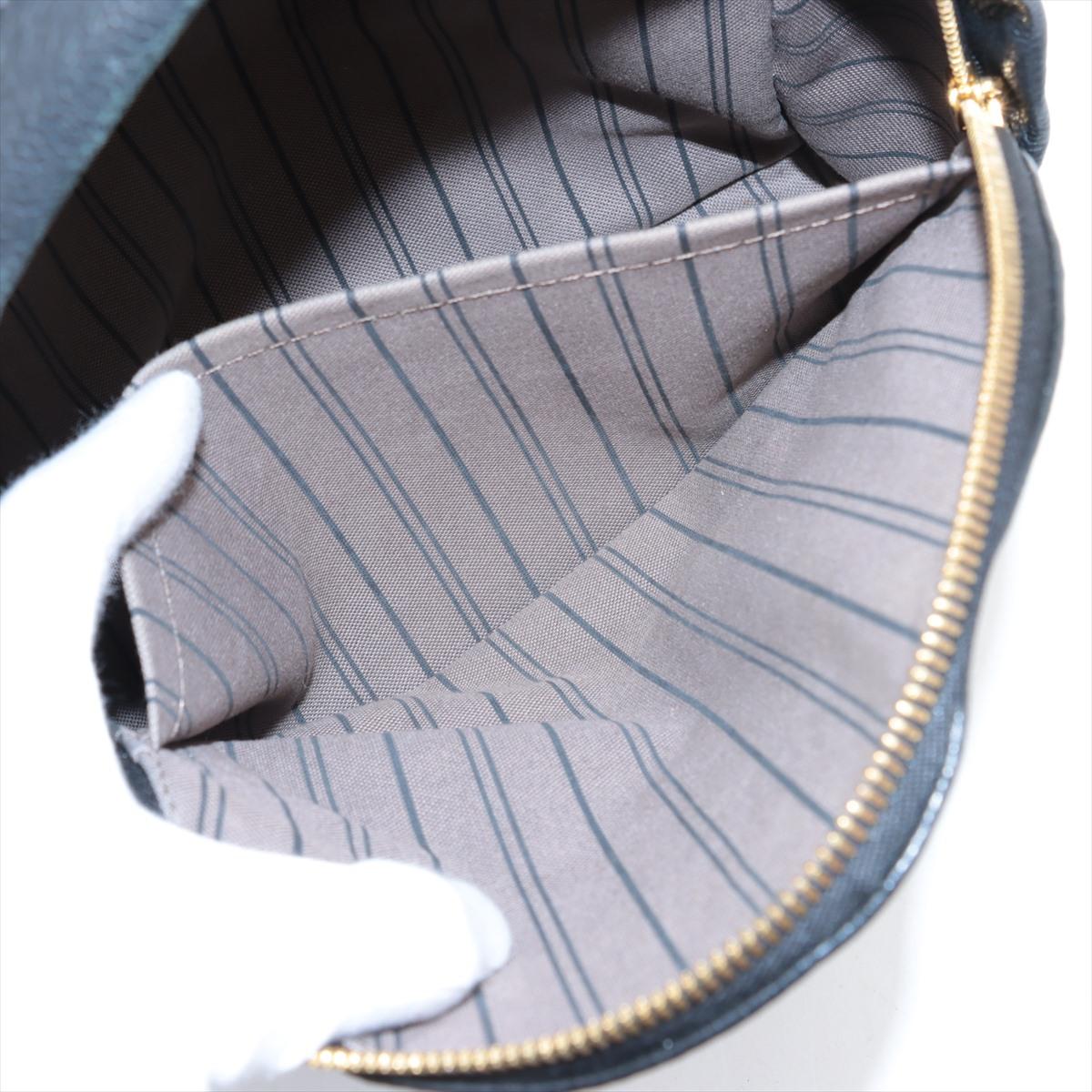 Louis Vuitton - Sac à dos Empreinte Sorbonne Monogram en vente 4
