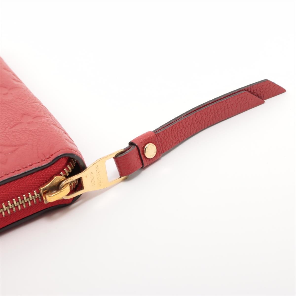 Louis Vuitton Portefeuille rouge Empreinte à fermeture Éclair Monogramme en vente 8