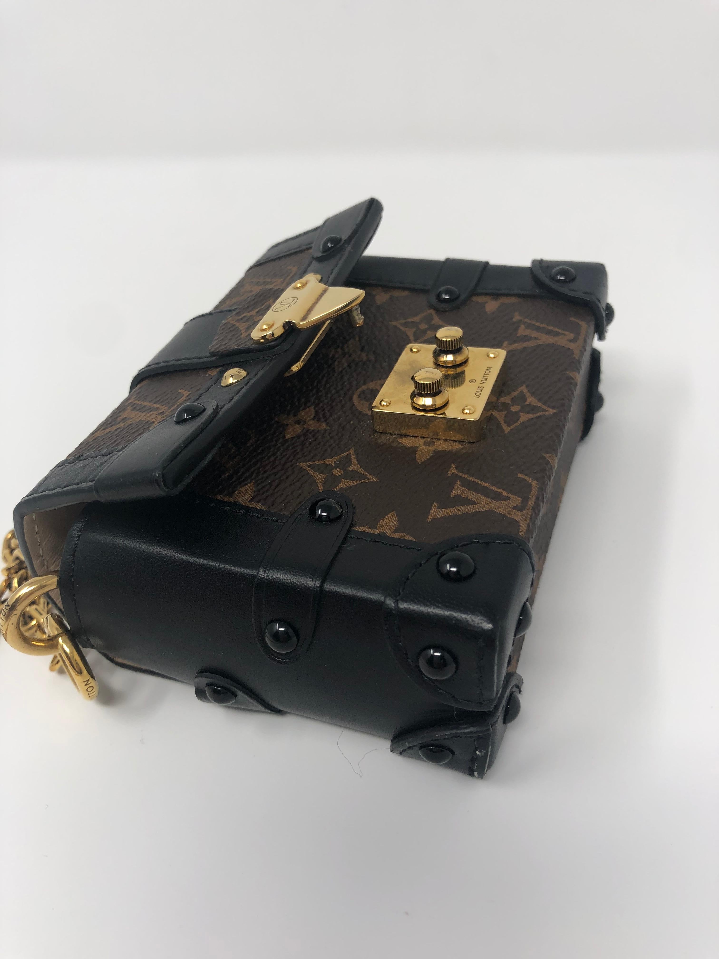Louis Vuitton Monogram Essential Trunk Black 11