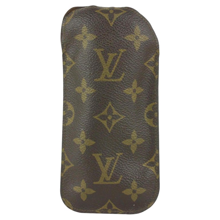 Louis Vuitton Monogram Etui Glasses Case 108lv25 at 1stDibs