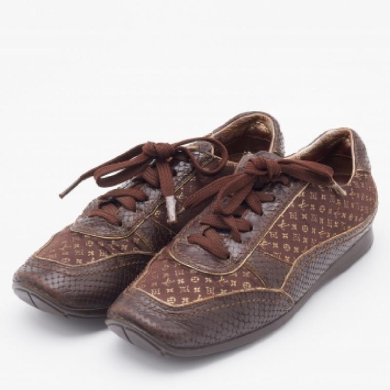 Women's Louis Vuitton Monogram Fabric & Python Embossed Leather Low Top Sneakers Size 37 For Sale