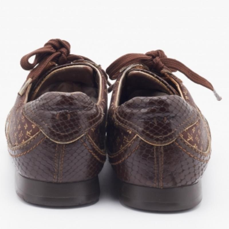 Louis Vuitton Monogram Fabric & Python Embossed Leather Low Top Sneakers Size 37 For Sale 1
