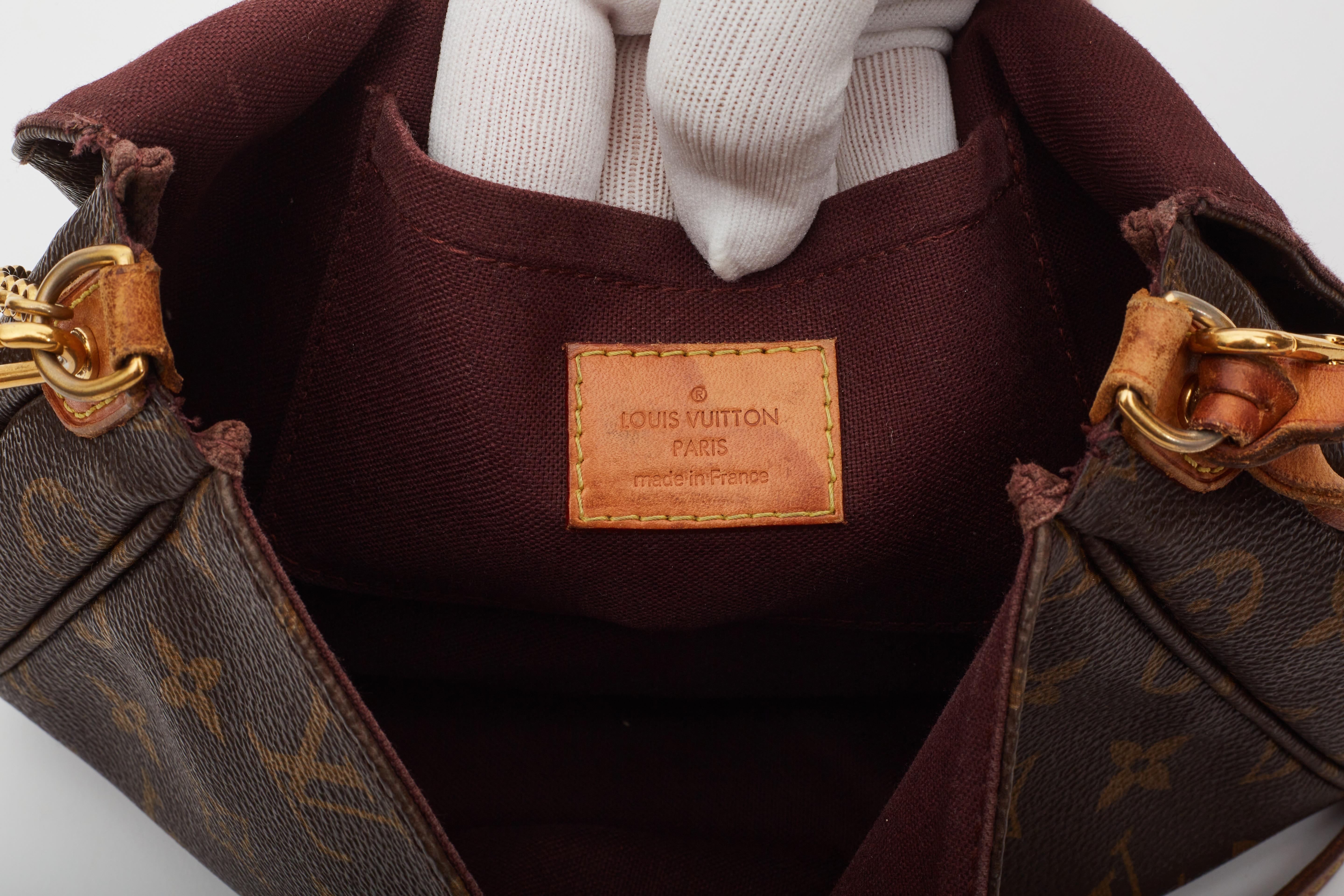Louis Vuitton Monogram Favorite MM Shoulder Bag For Sale 2