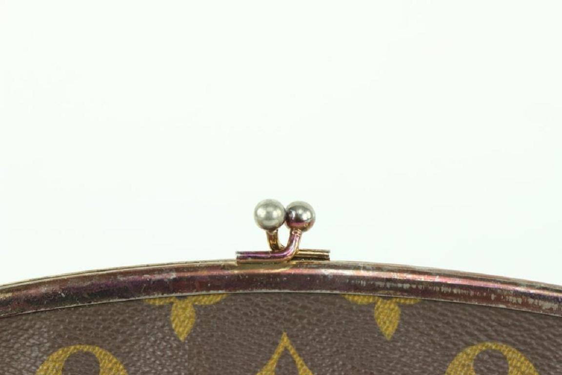 Louis Vuitton Monogram French Twist Purse Kisslock Pouch on Chain 101lv18 In Good Condition In Dix hills, NY