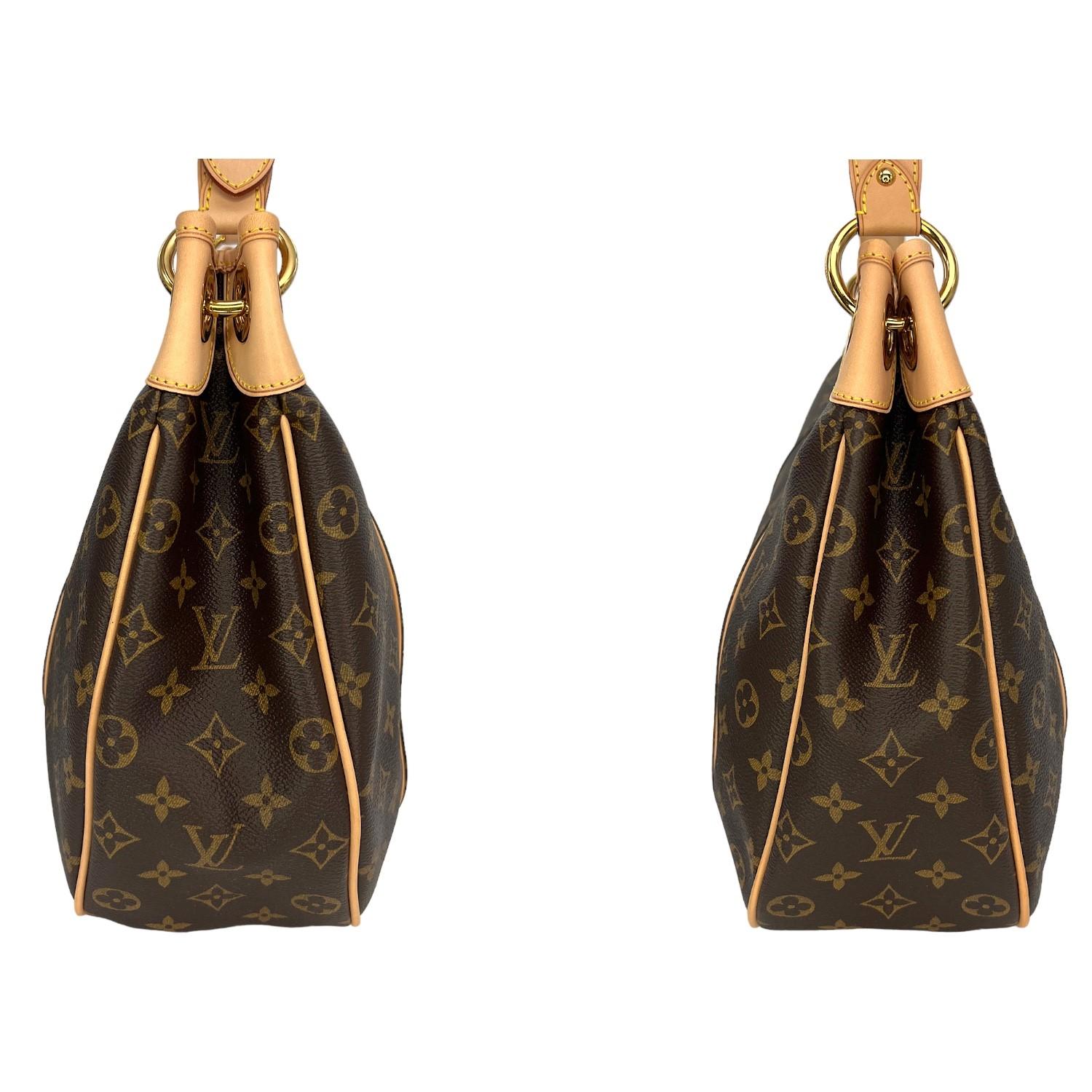 Louis Vuitton Monogram Galleria PM Hobo Bag In Excellent Condition In Scottsdale, AZ