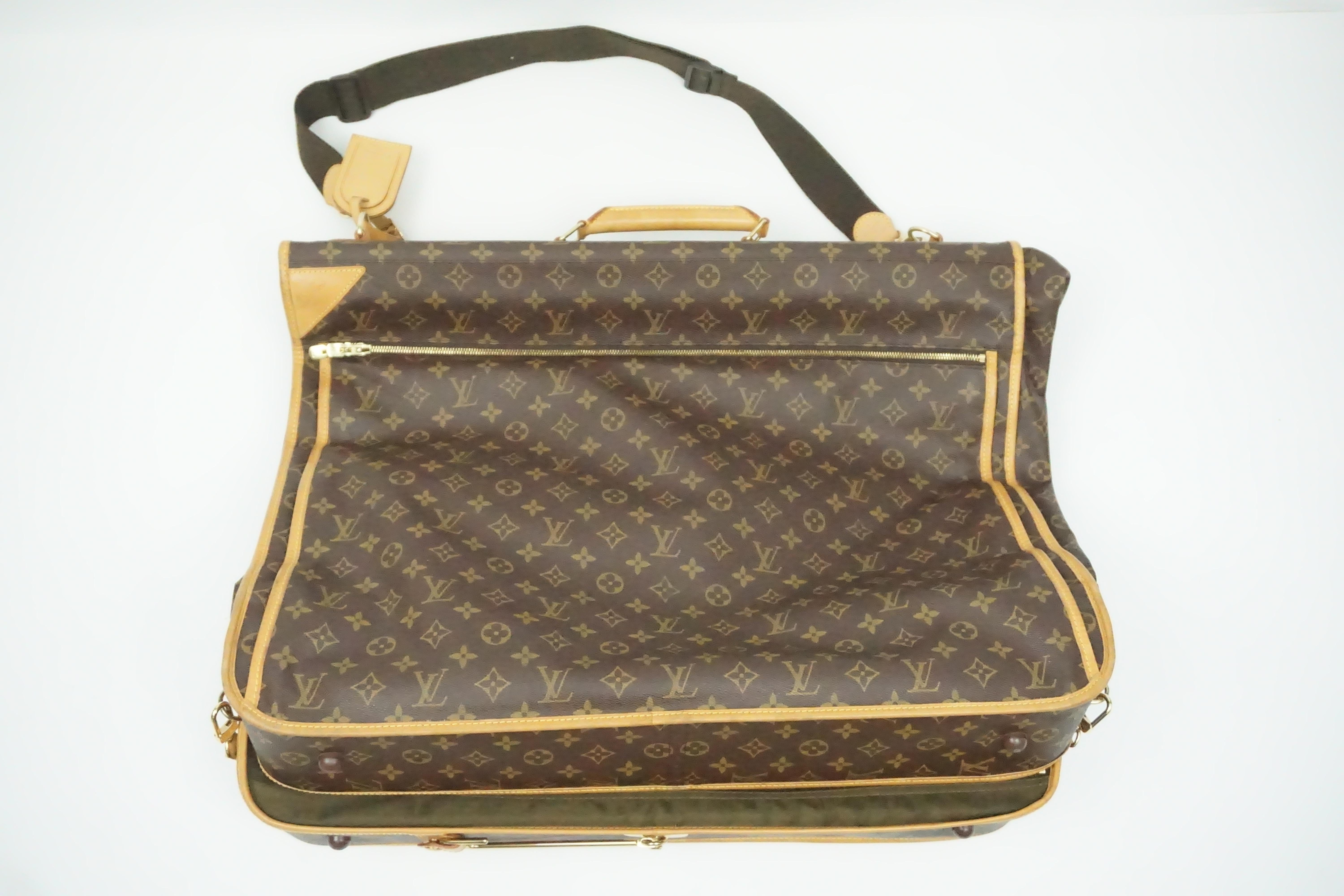 louis vuitton garment bag