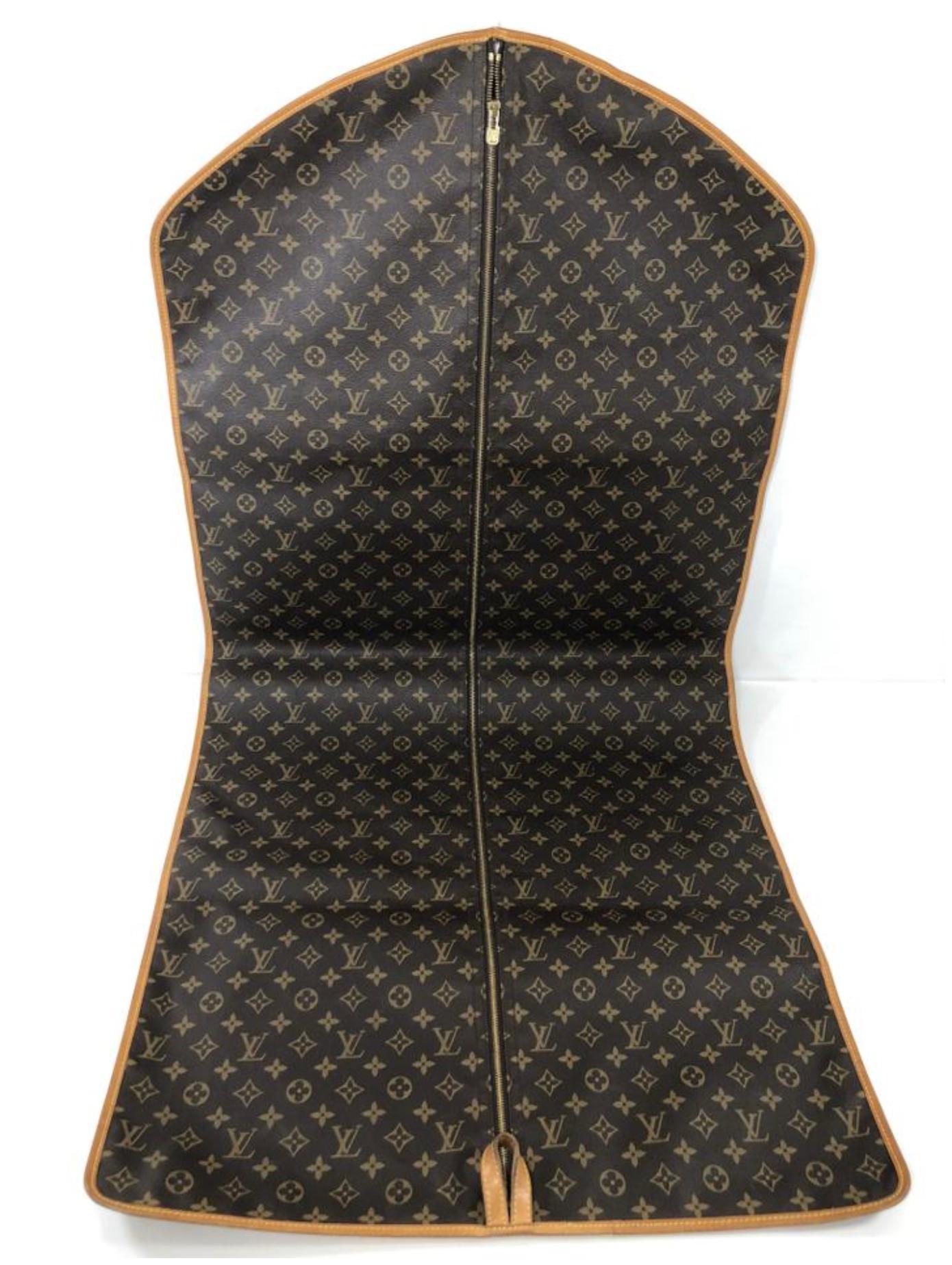  Louis Vuitton Monogram Garment Cover (Canvas on both sides) For Sale 3