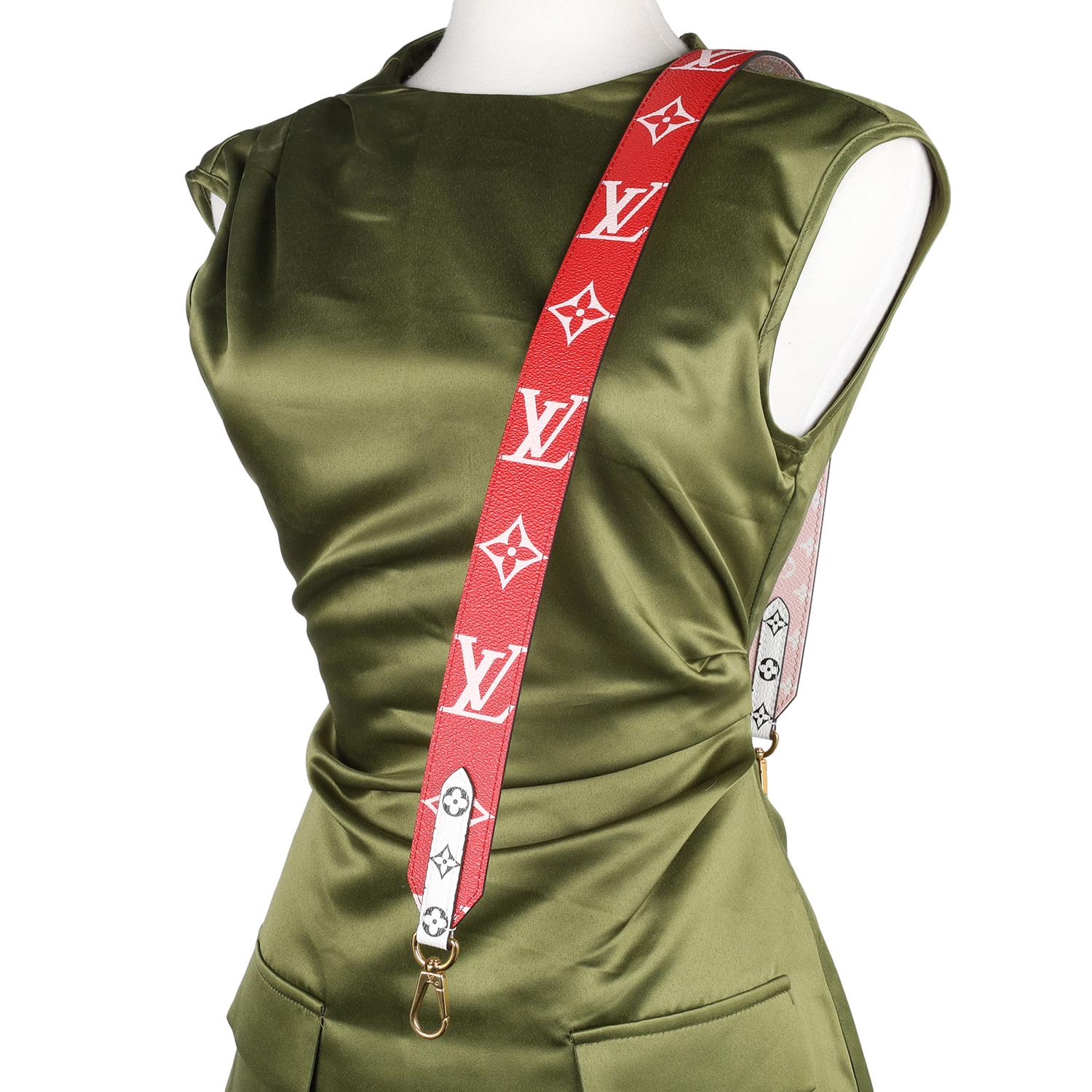 Authentic Louis Vuitton Monogram Giant Bandouliere Shoulder Strap in Rouge. 

This stylish strap features LV monogram coated canvas in red and pink, reversable, polished brass D-rings on each end. Use on many of your bags to change the look.

Strap