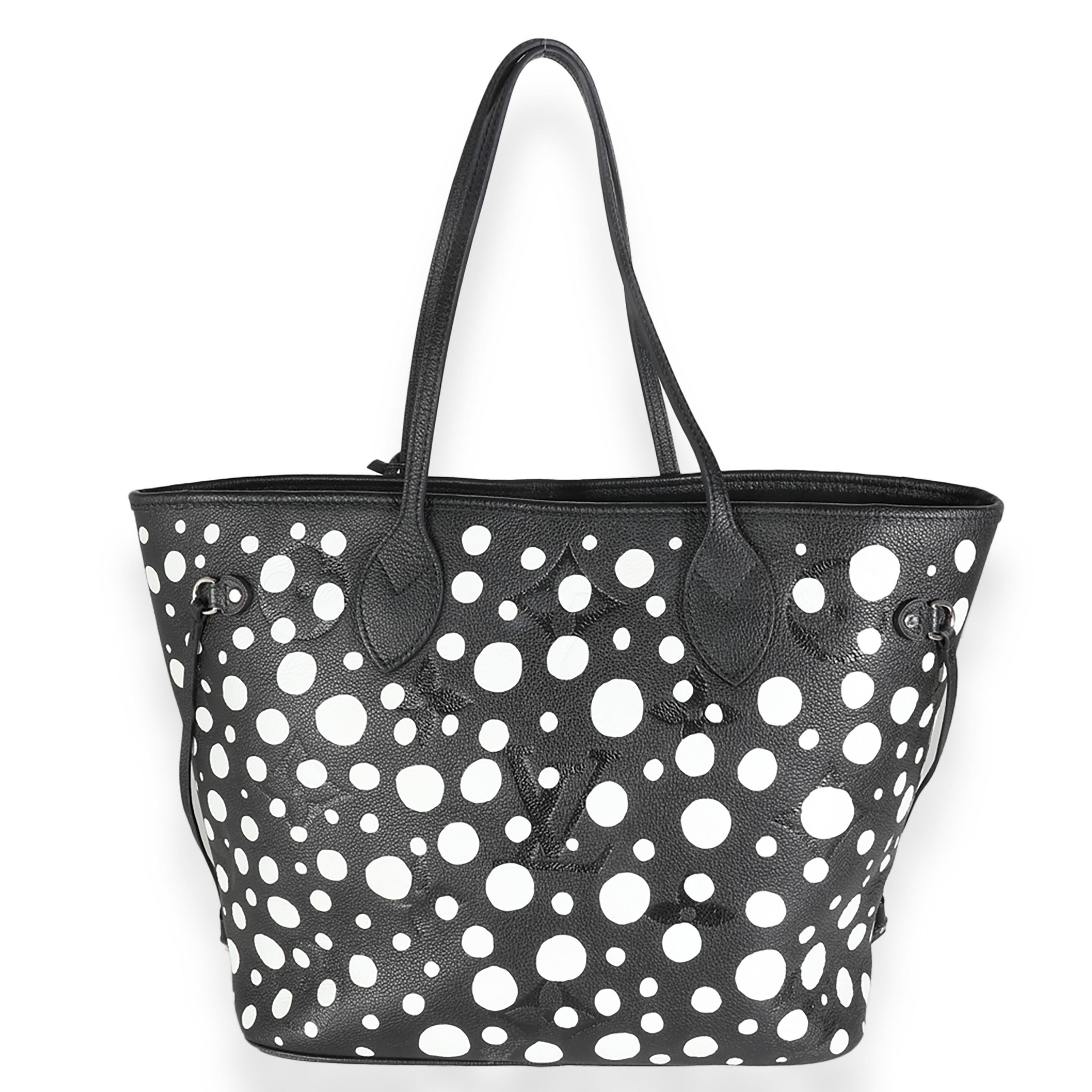Listing Title: Louis Vuitton Yayoi Kusama Black Monogram Giant Empreinte Infinity Dots Neverful
SKU: 139542
MSRP: 3650.00 USD
Condition: Pre-owned 
Handbag Condition: Excellent
Condition Comments: Item is in excellent condition and displays light