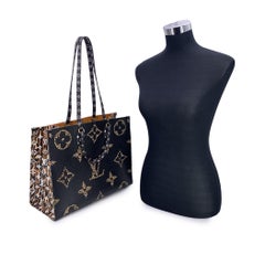 Louis Vuitton Monogram Giant Jungle Canvas OnTheGo GM Tote Bag