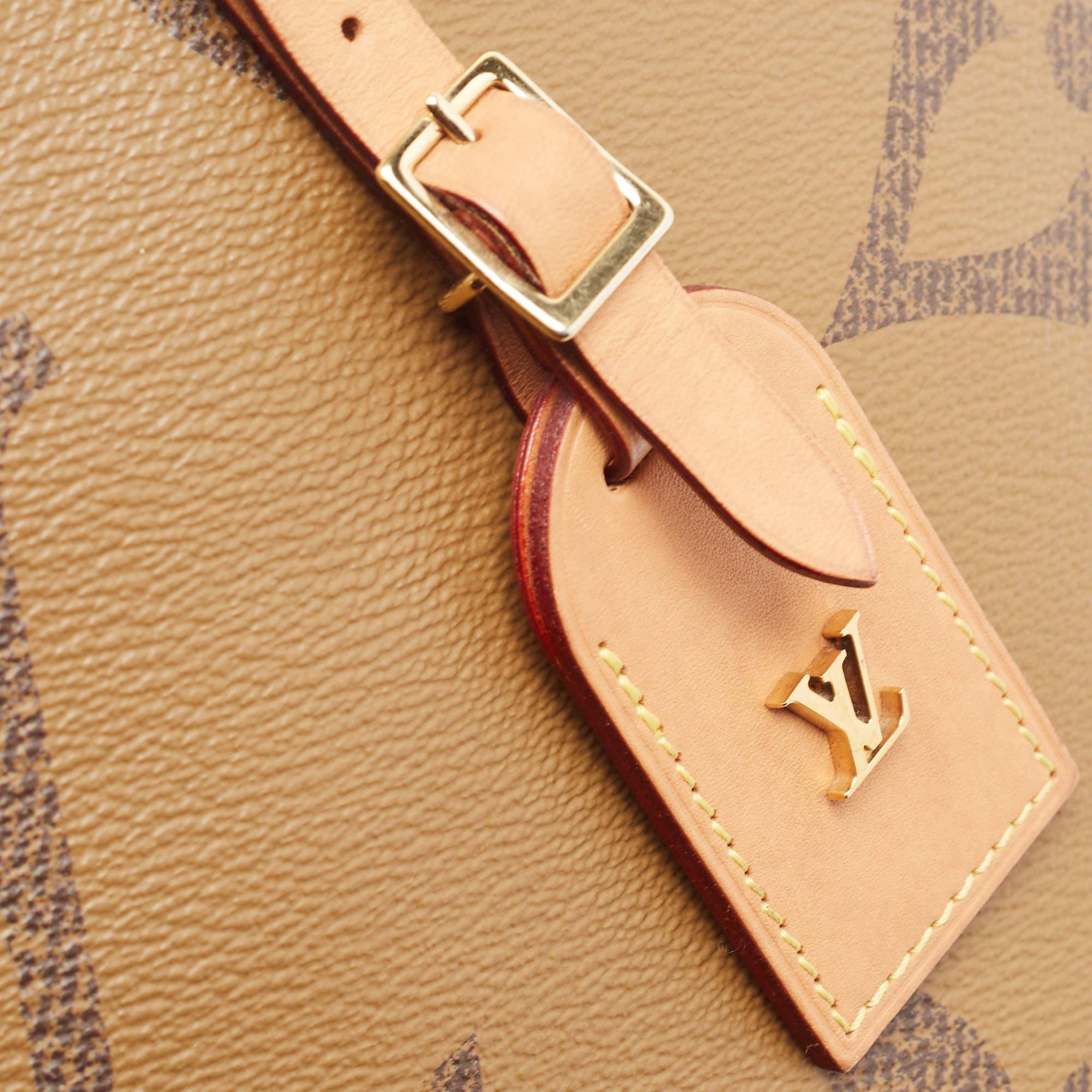 Louis Vuitton Monogram Giant Reverse Canvas Boite Chapeau Souple MM Bag For Sale 7