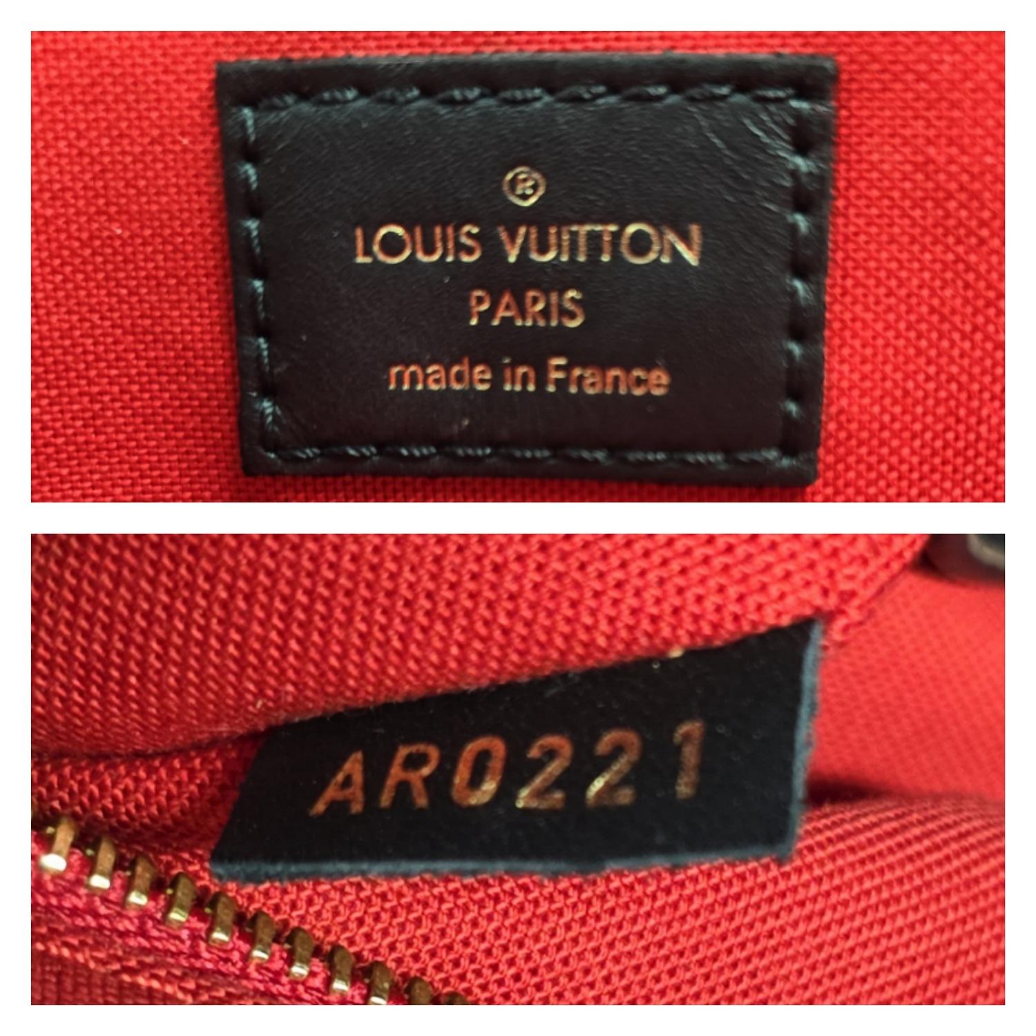 Louis Vuitton Monogram Giant Reverse Canvas Onthego GM Tote 4