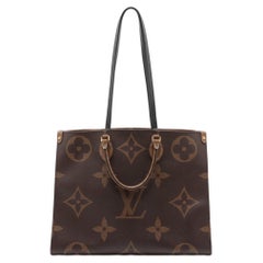 Louis Vuitton Monogram Giant Reverse On the Go GM