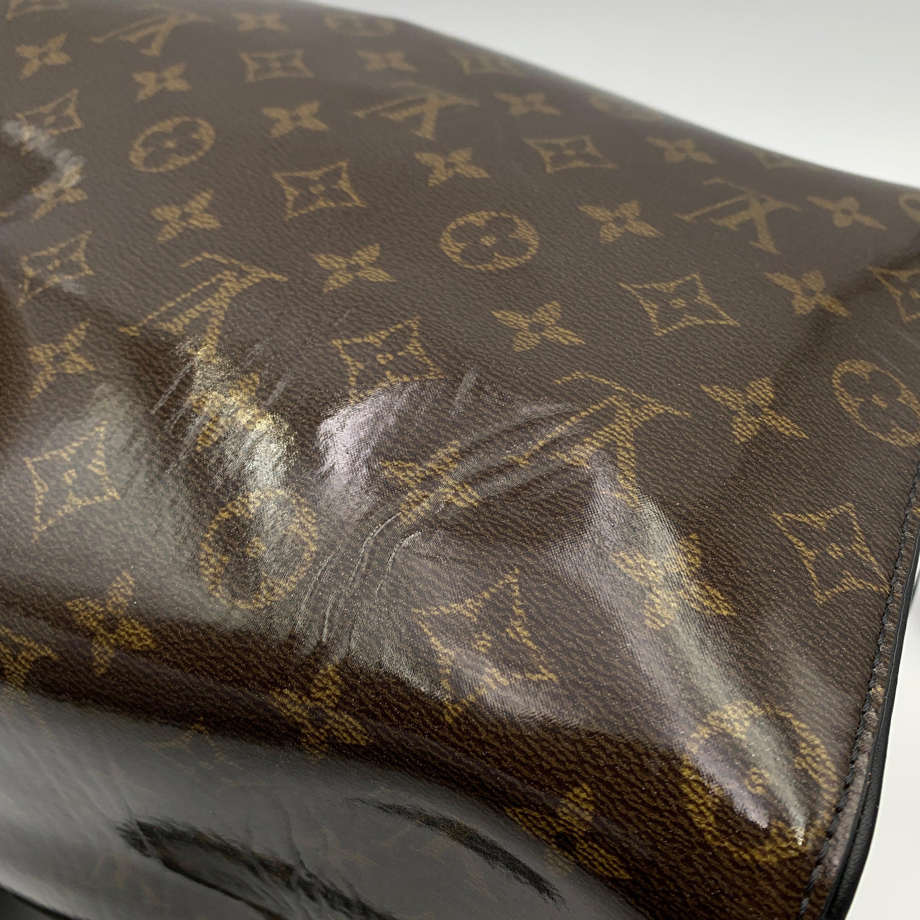 Louis Vuitton Monogram Glaze Keepall 50 Bandouliere Tasche M43899 Schwarz im Angebot 1