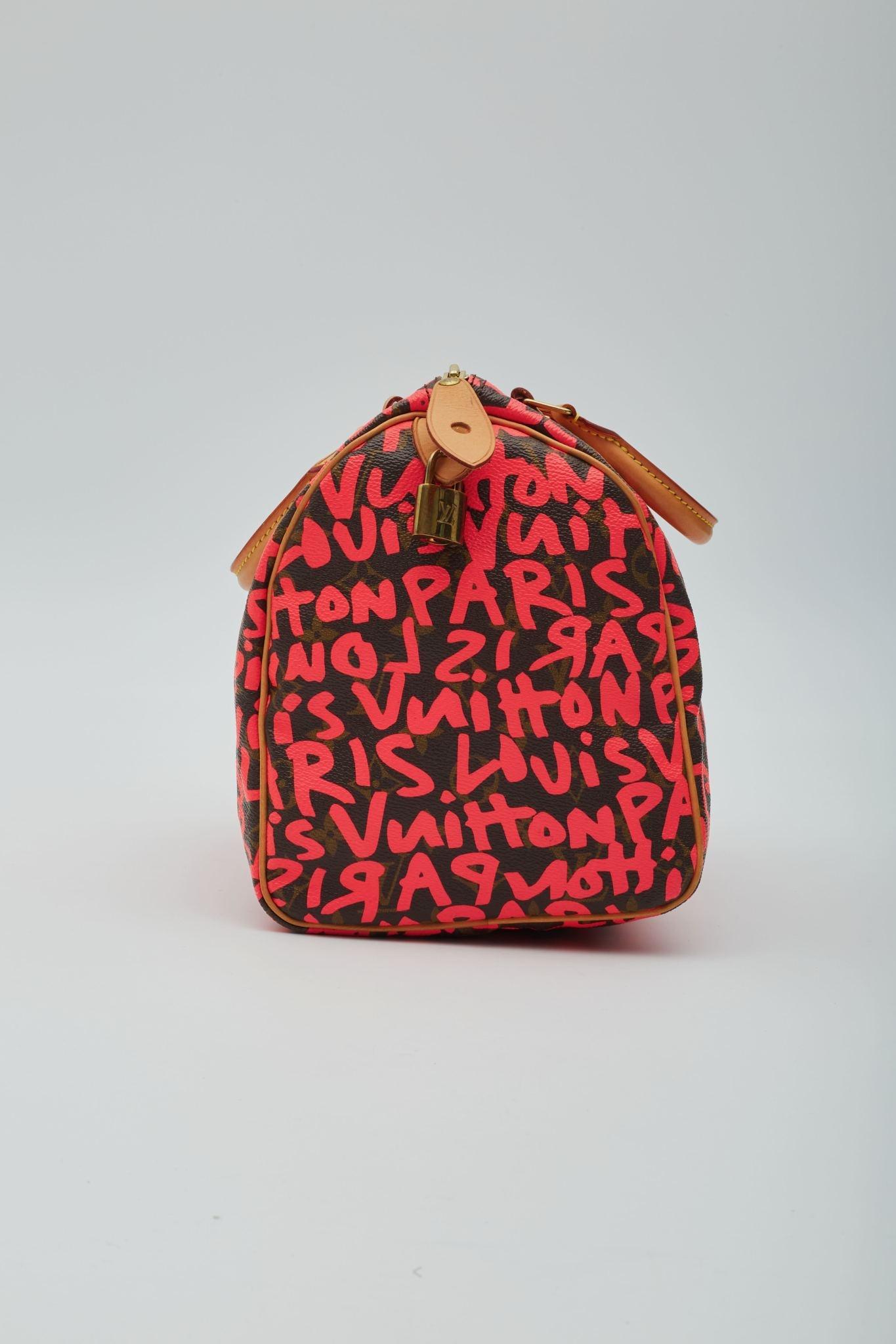 Louis Vuitton  Monogram Graffiti Speedy 30 Fuchsia For Sale 2