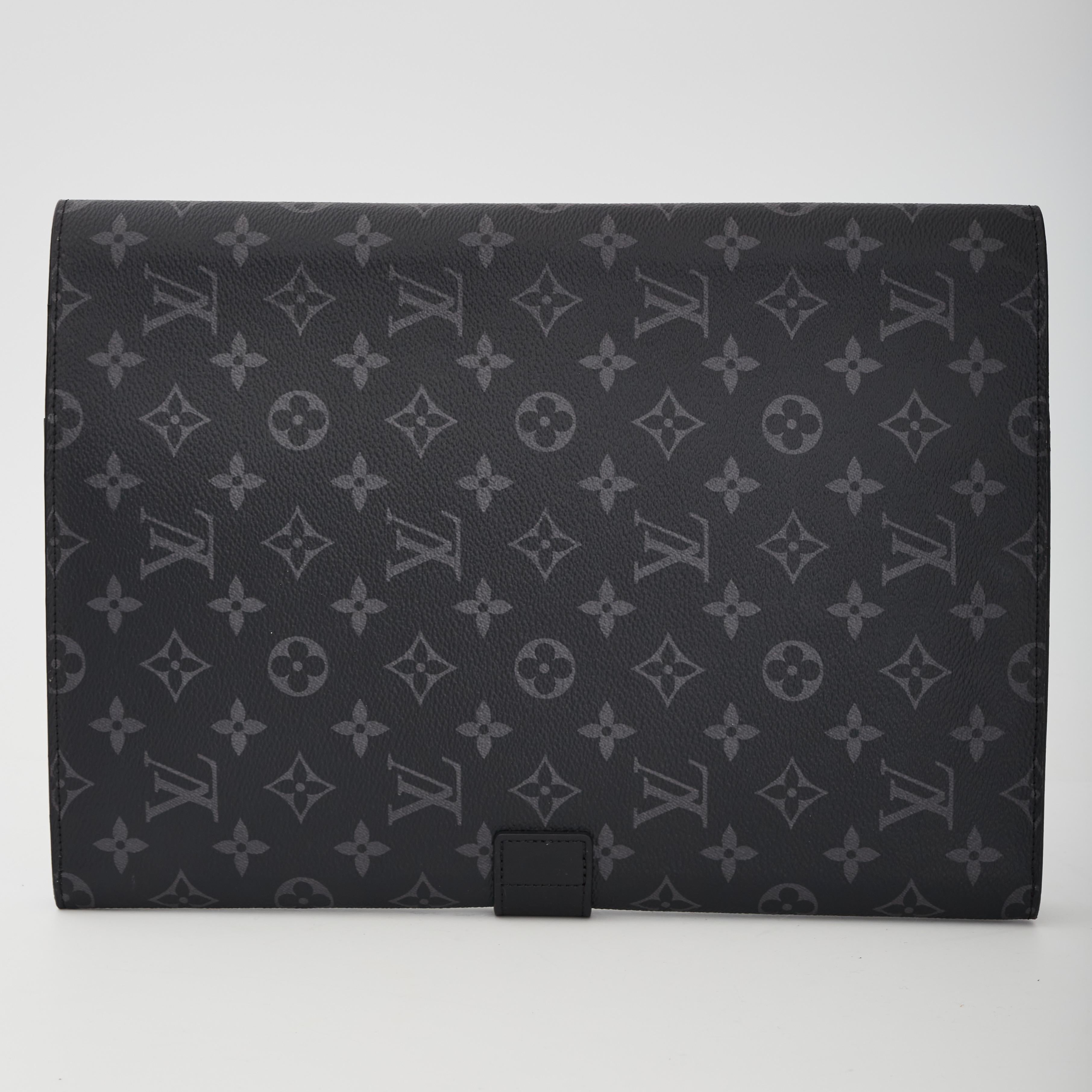 Black Louis Vuitton Monogram Graphite Eclispe Porte Document (2018) For Sale
