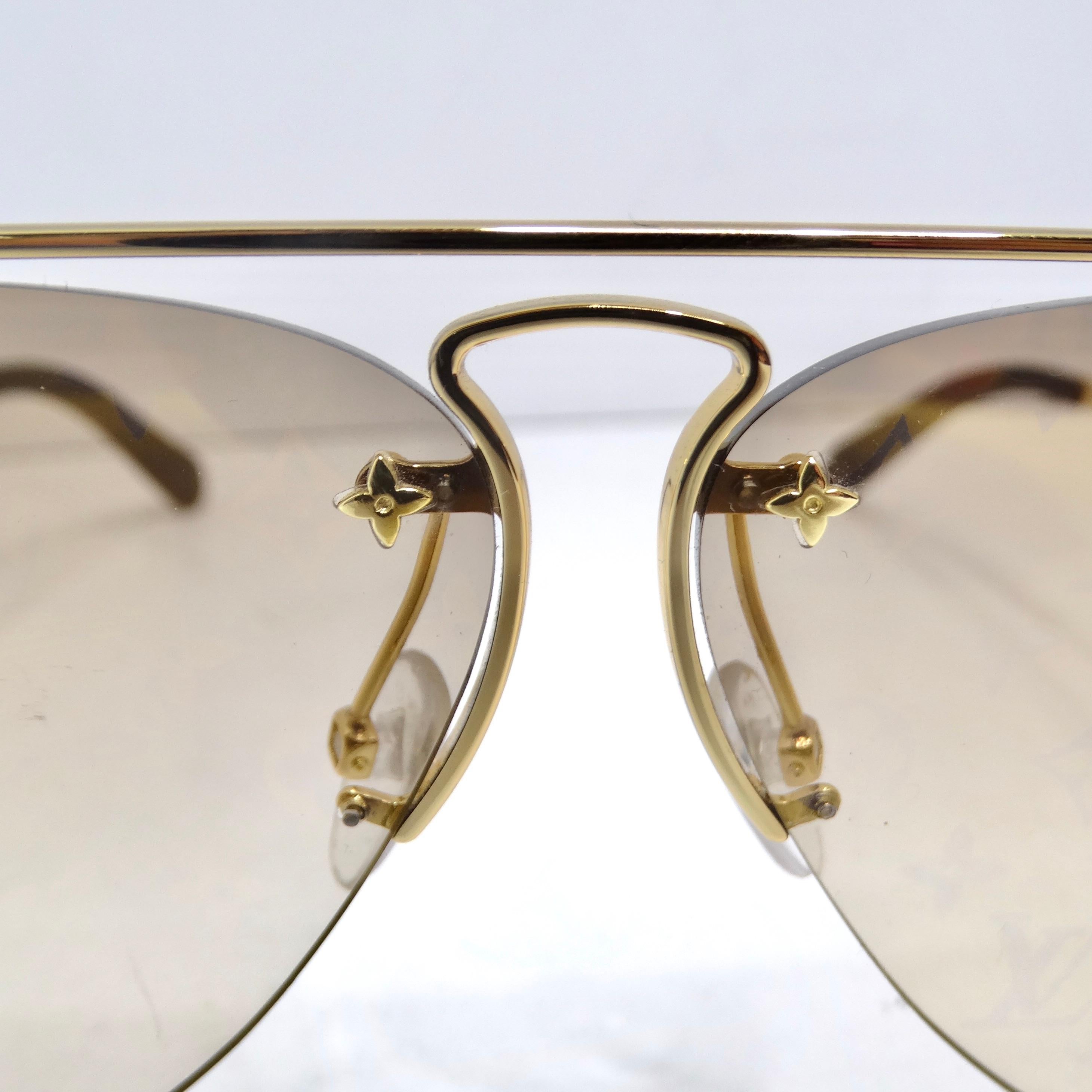 Louis Vuitton Monogram Grease Gradient Sunglasses In Excellent Condition For Sale In Scottsdale, AZ