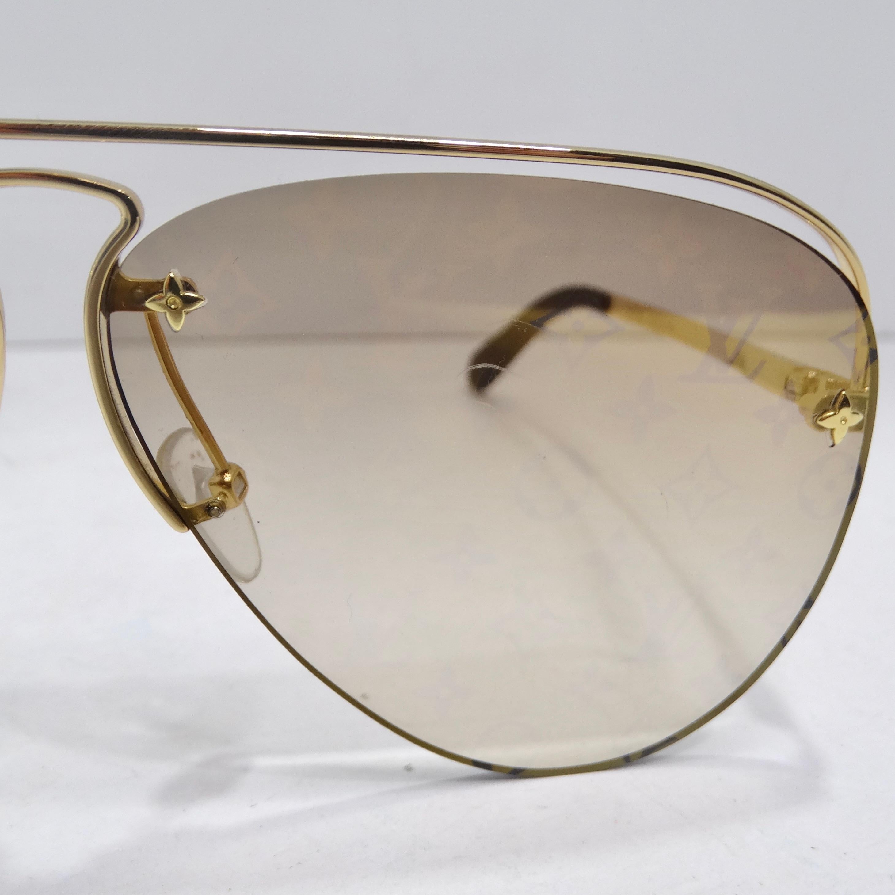 Women's or Men's Louis Vuitton Monogram Grease Gradient Sunglasses For Sale