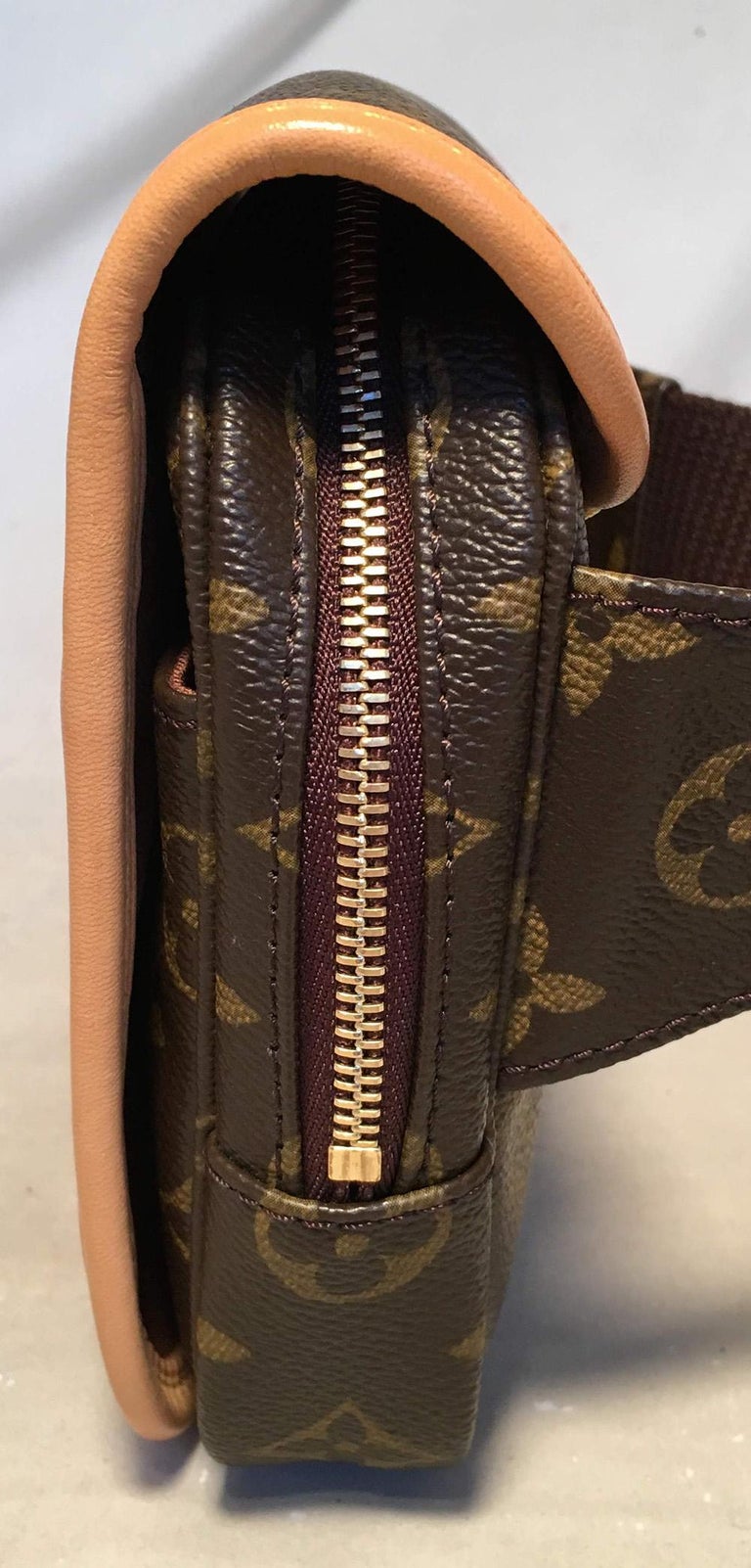 Louis Vuitton Monogram Customized Hearts Bosphore Bum Bag Fanny Pack Belt  Bag at 1stDibs
