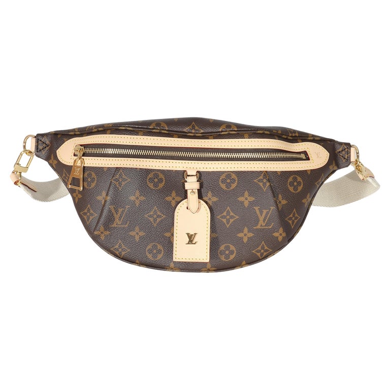 Monogram Louis Vuitton Bum Bag - 4 For Sale on 1stDibs | marsupio louis  vuitton uomo