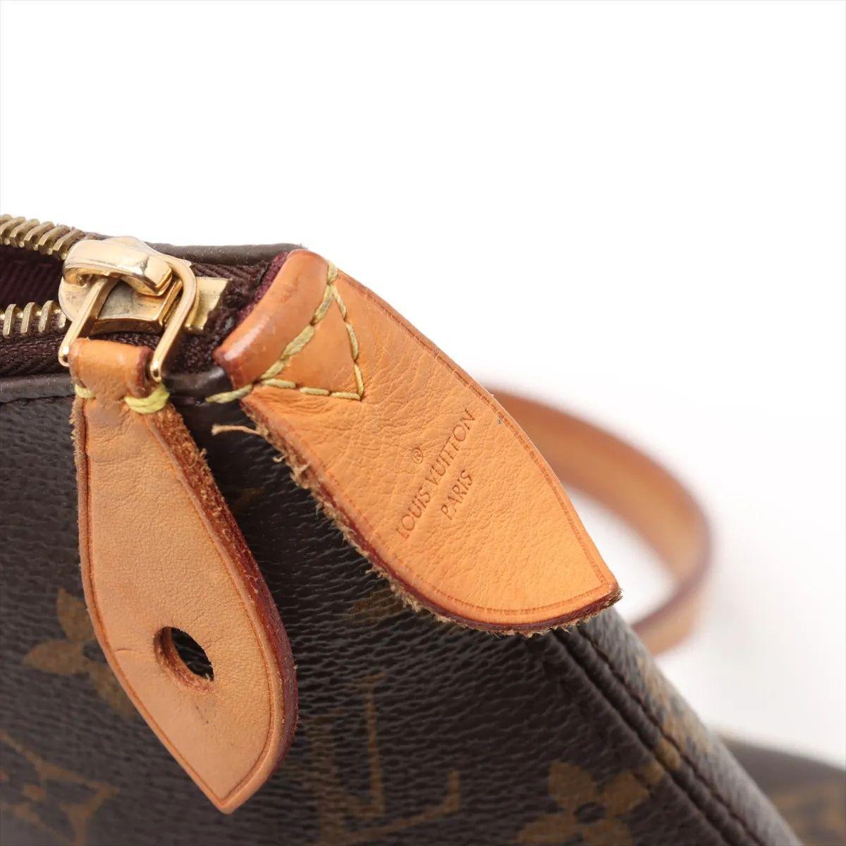 Louis Vuitton Monogram Iéna PM For Sale 12