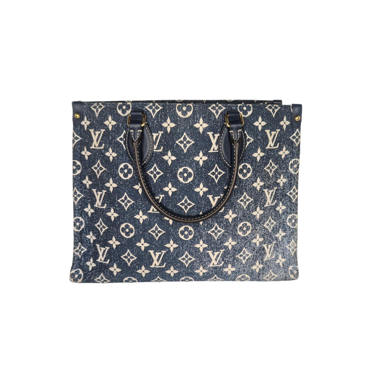 Women's Louis Vuitton Monogram Jacquard Bleu Denim Onthego MM Tote For Sale
