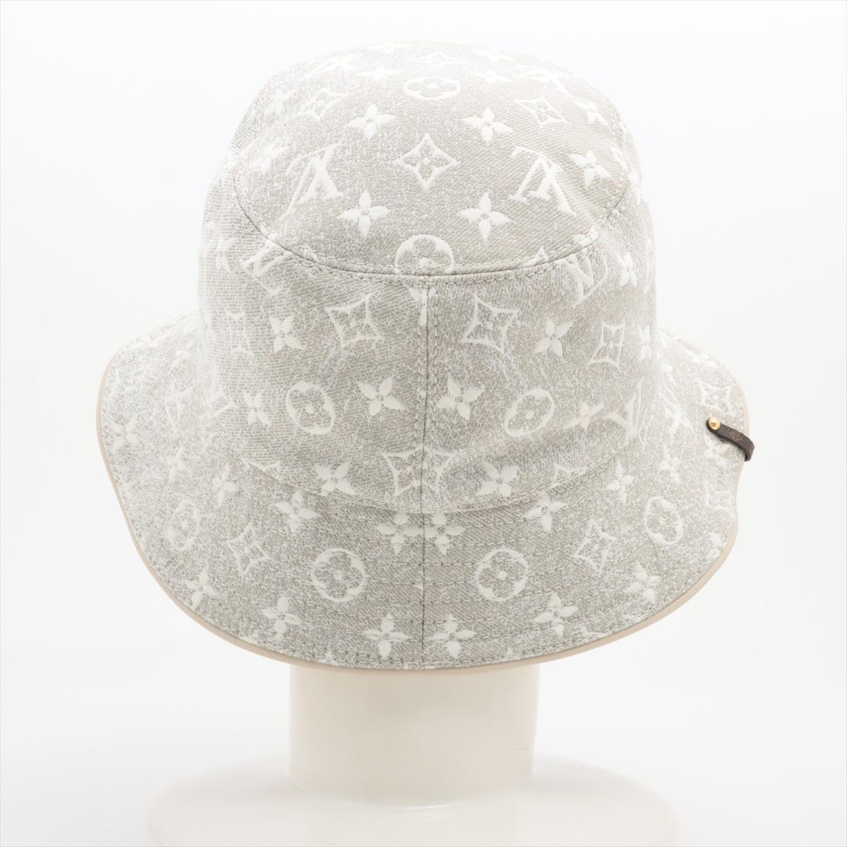 Louis Vuitton  Monogram Jacquard Denim Bucket Hat Greige In Good Condition For Sale In Humacao, PR