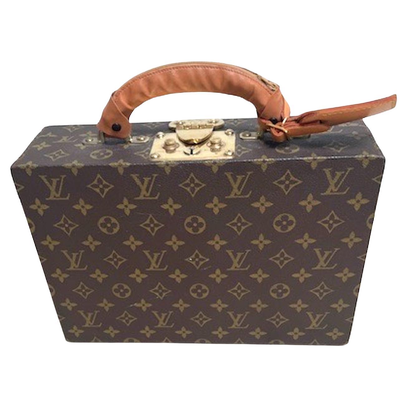 LOUIS VUITTON MONOGRAM jewelry Case Pre-owned authentic For Sale