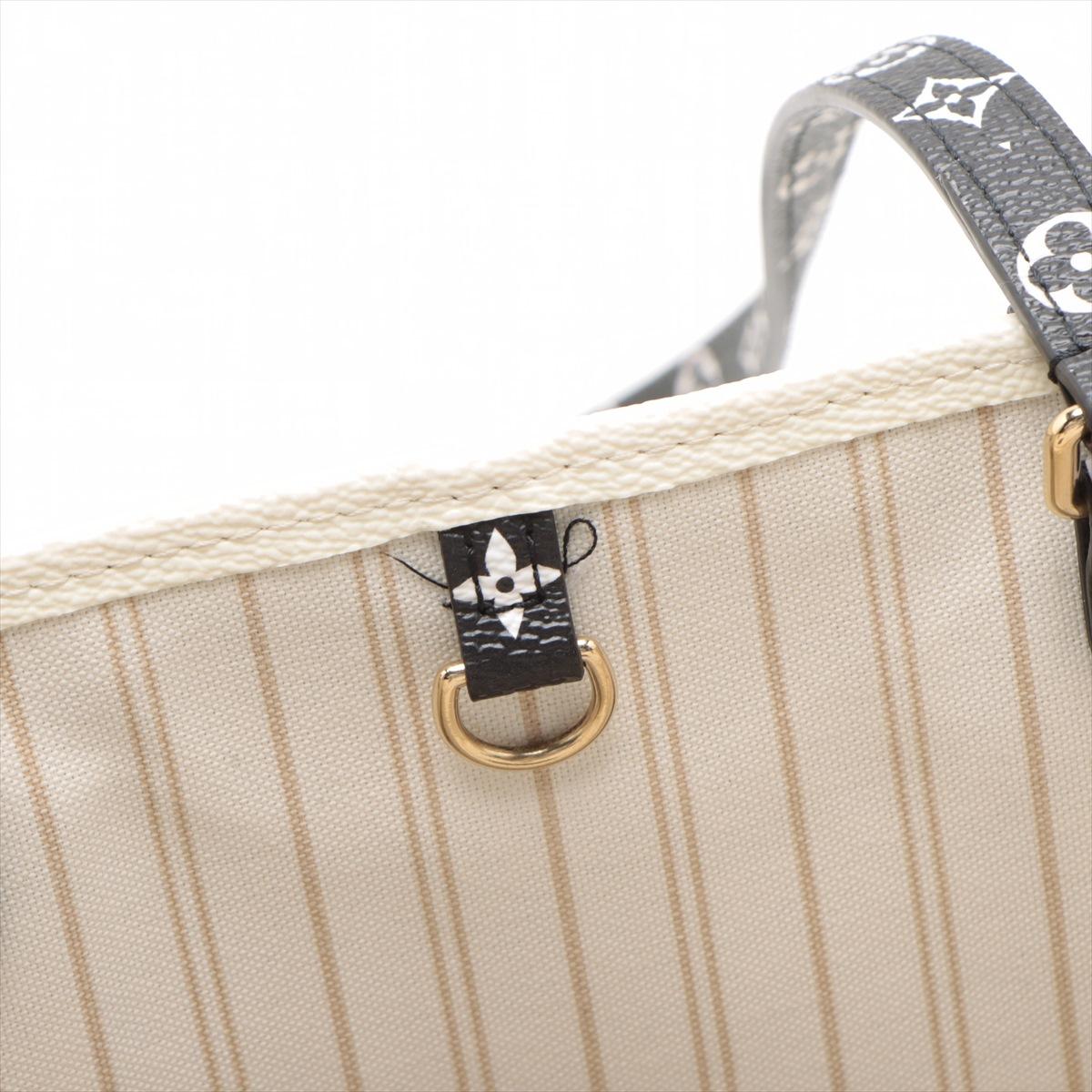 Louis Vuitton Monogram Jungle On the Go GM For Sale 8